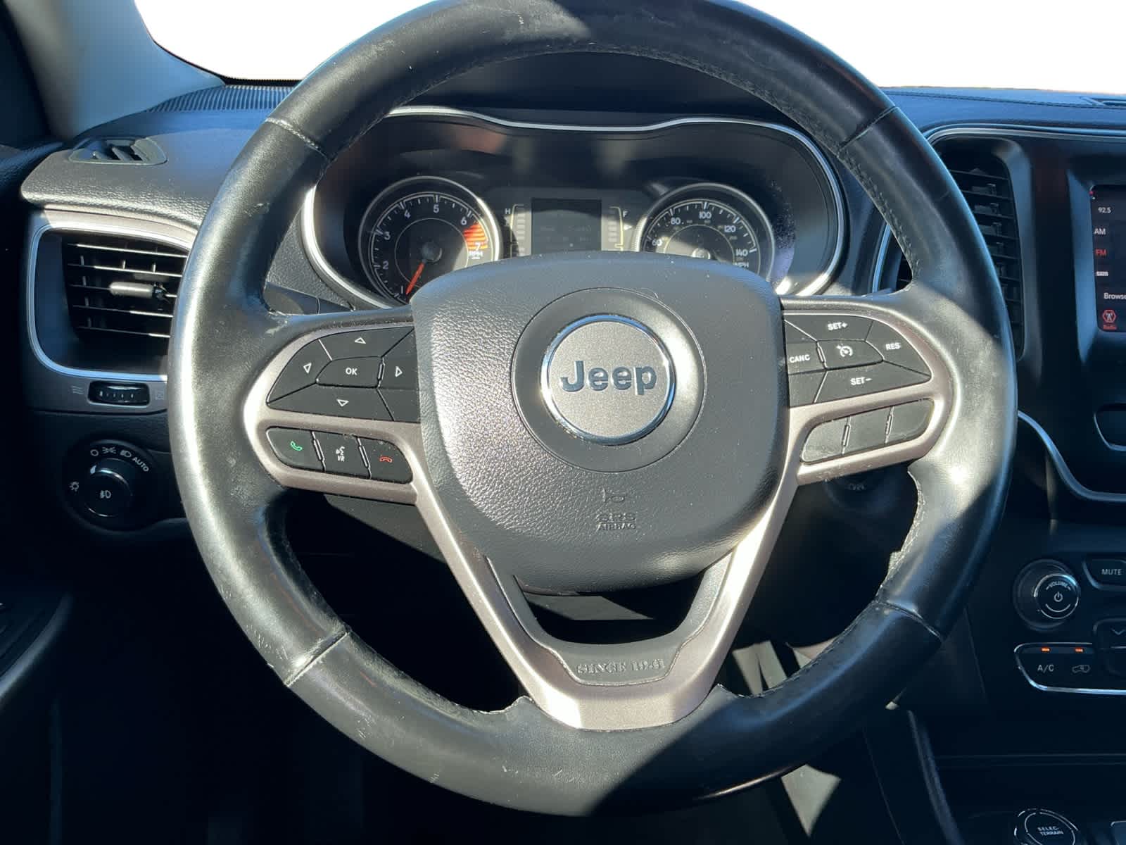 Used 2020 Jeep Cherokee SUV