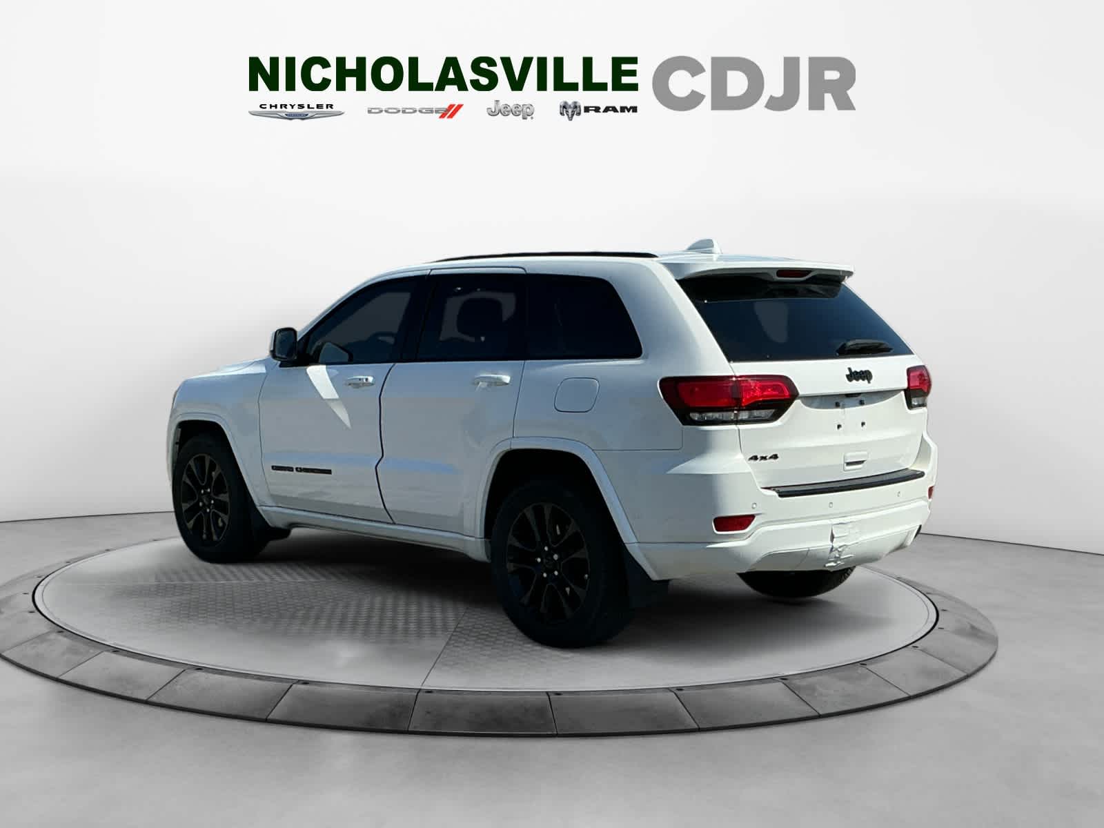 Used 2018 Jeep Grand Cherokee SUV