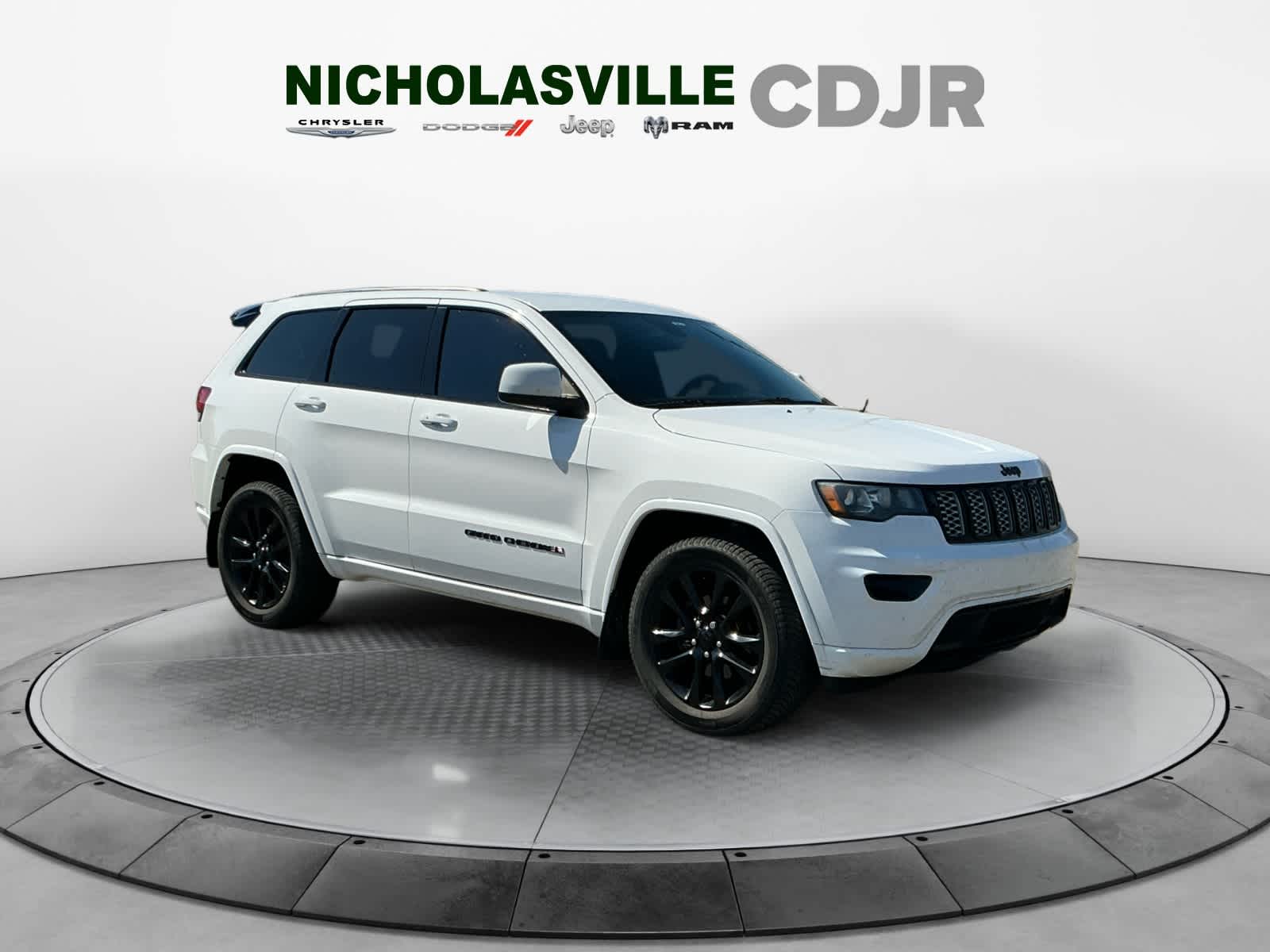 Used 2018 Jeep Grand Cherokee SUV