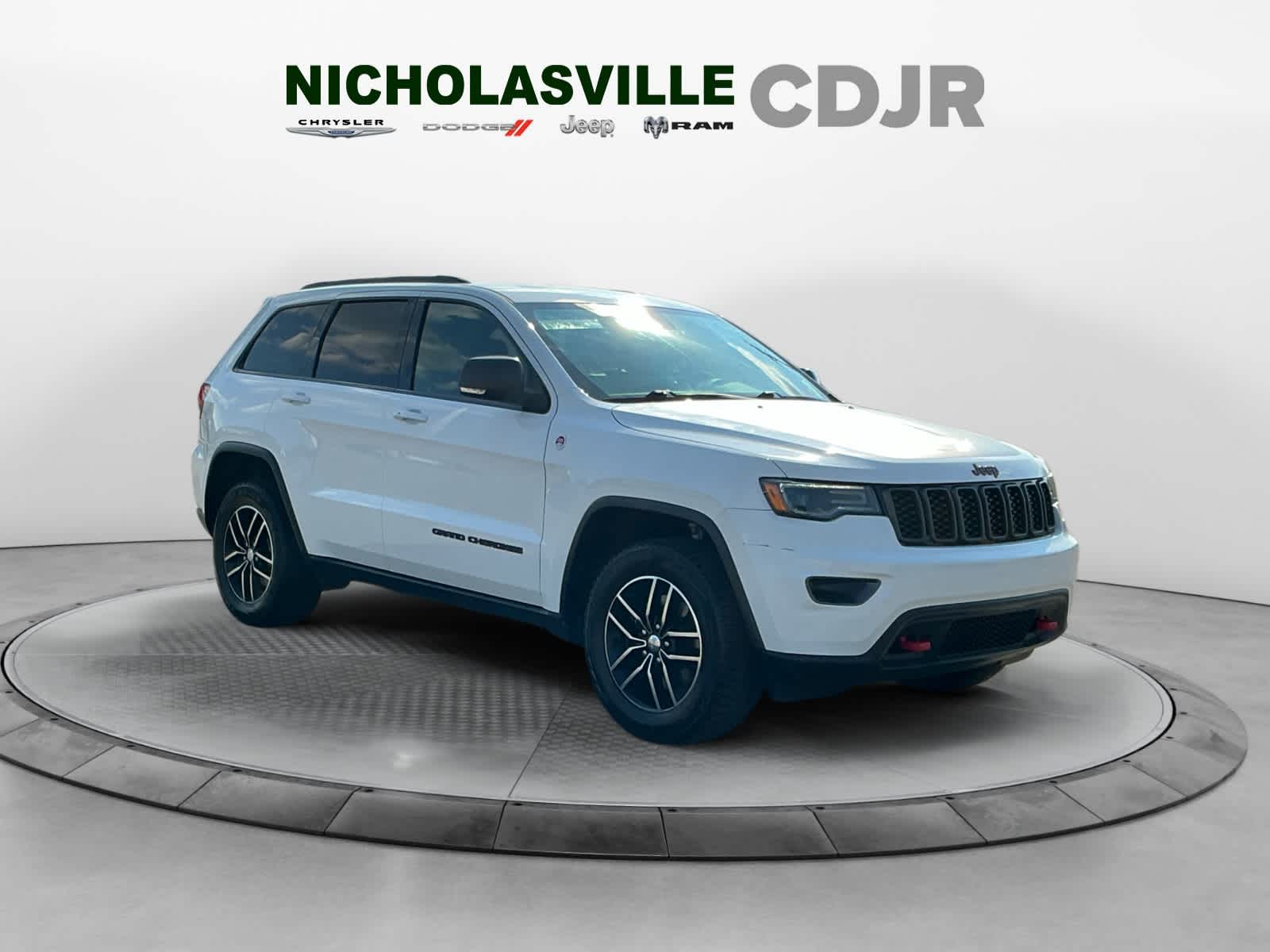 Used 2018 Jeep Grand Cherokee SUV