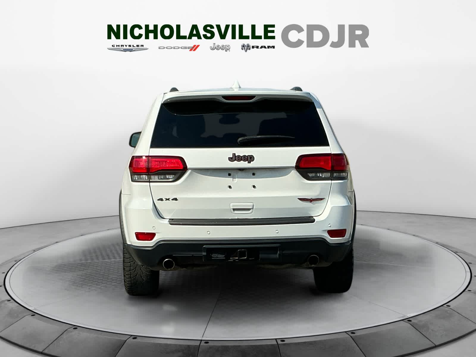 Used 2018 Jeep Grand Cherokee SUV