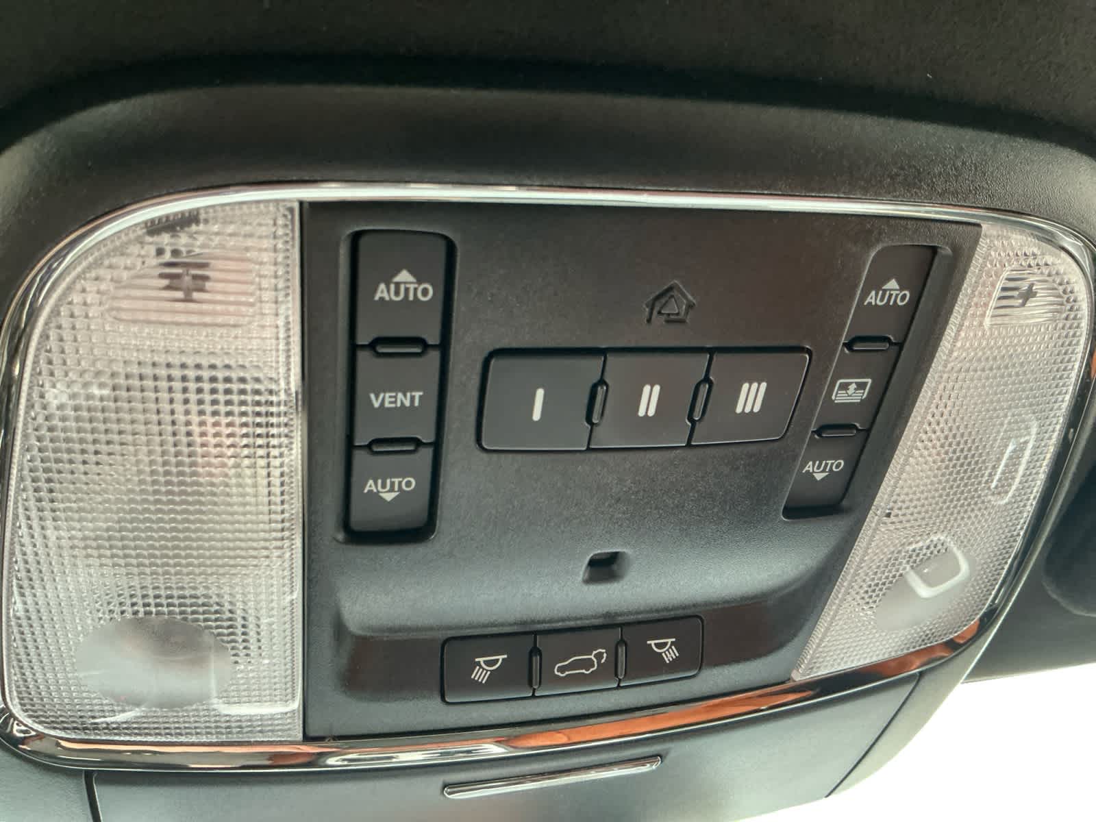 Used 2018 Jeep Grand Cherokee SUV