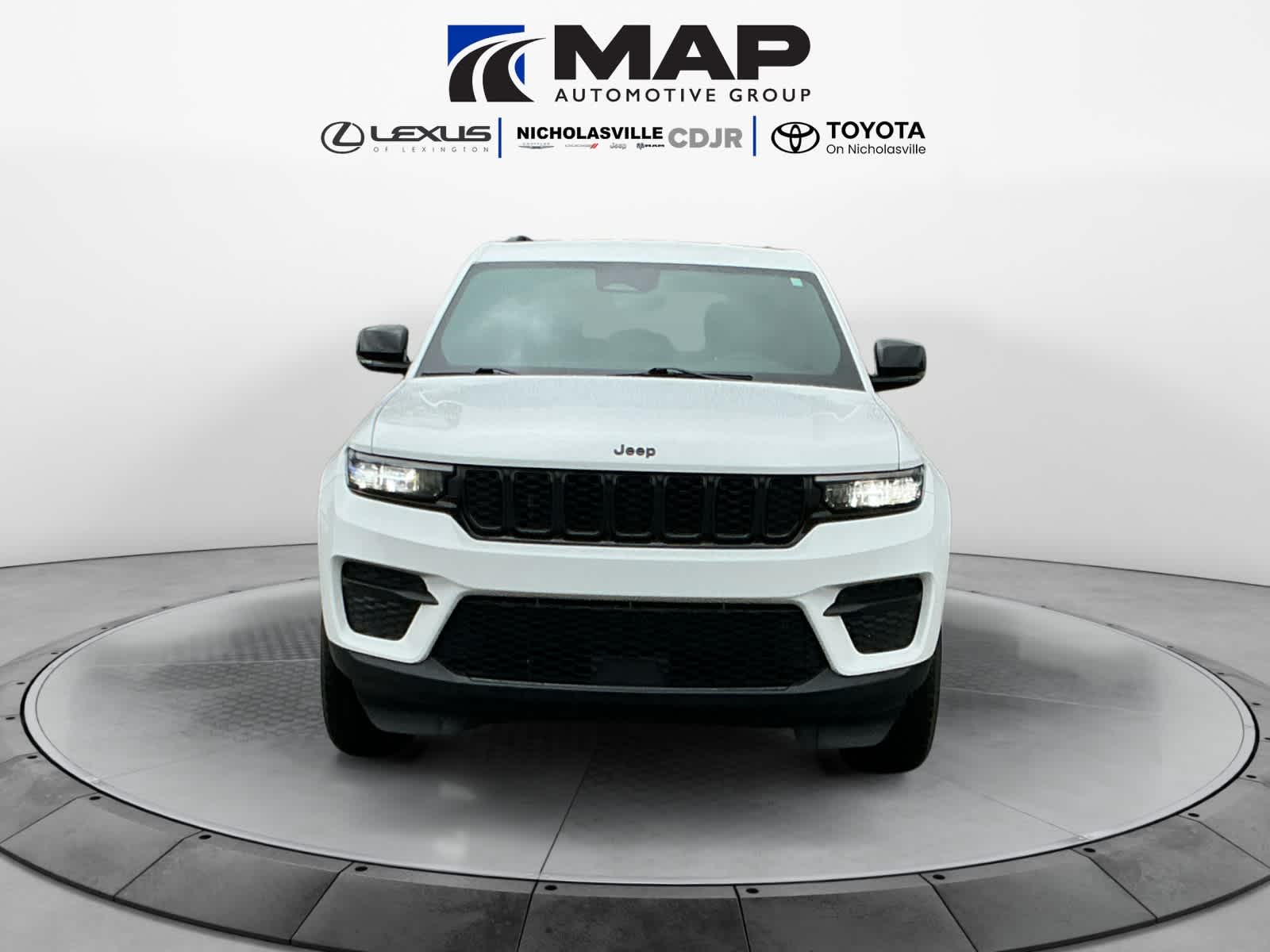 Used 2025 Jeep Grand Cherokee SUV