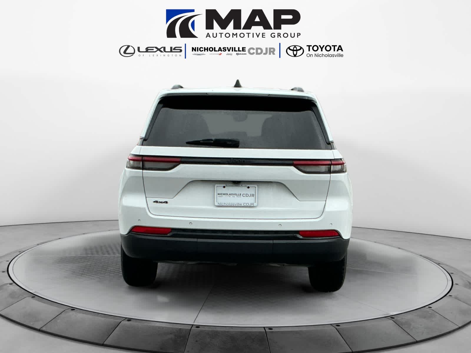 Used 2025 Jeep Grand Cherokee SUV