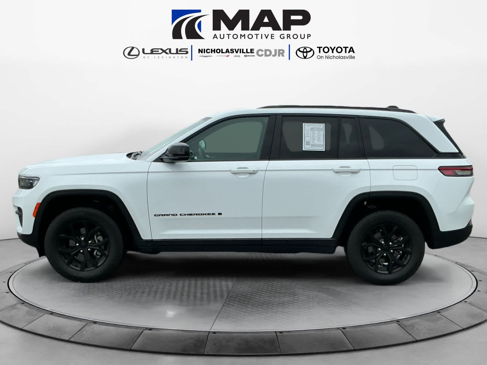 Used 2025 Jeep Grand Cherokee SUV