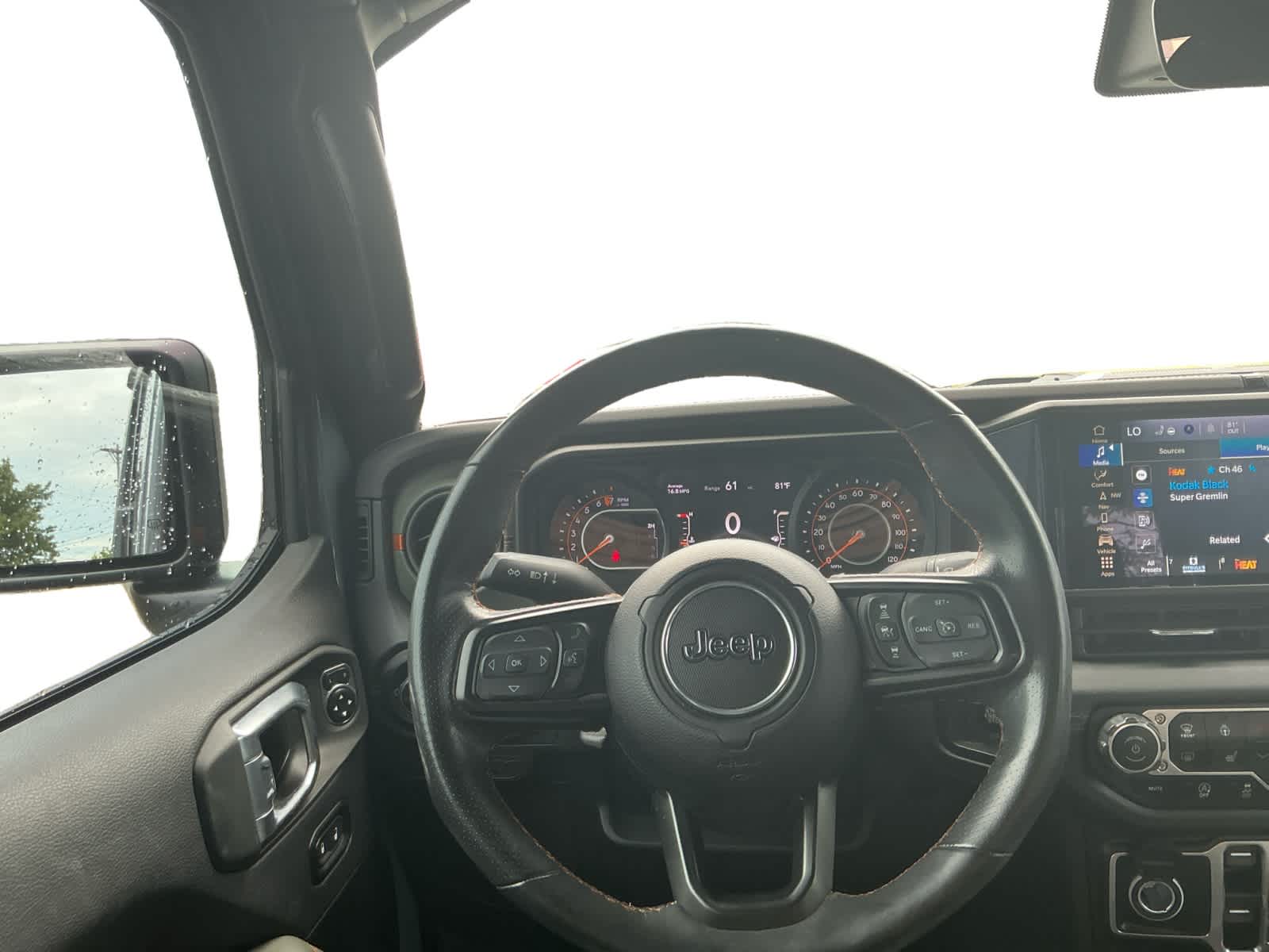 Used 2024 Jeep Gladiator Sedan