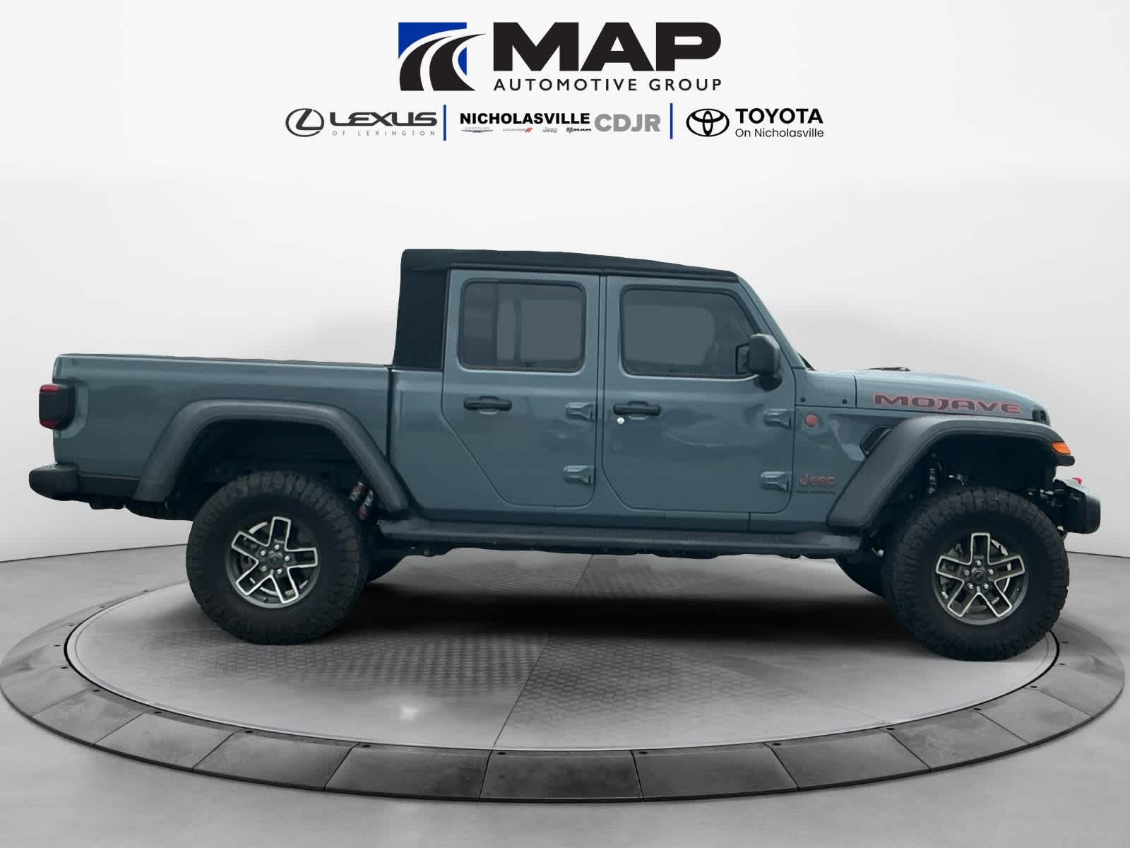 Used 2024 Jeep Gladiator Sedan