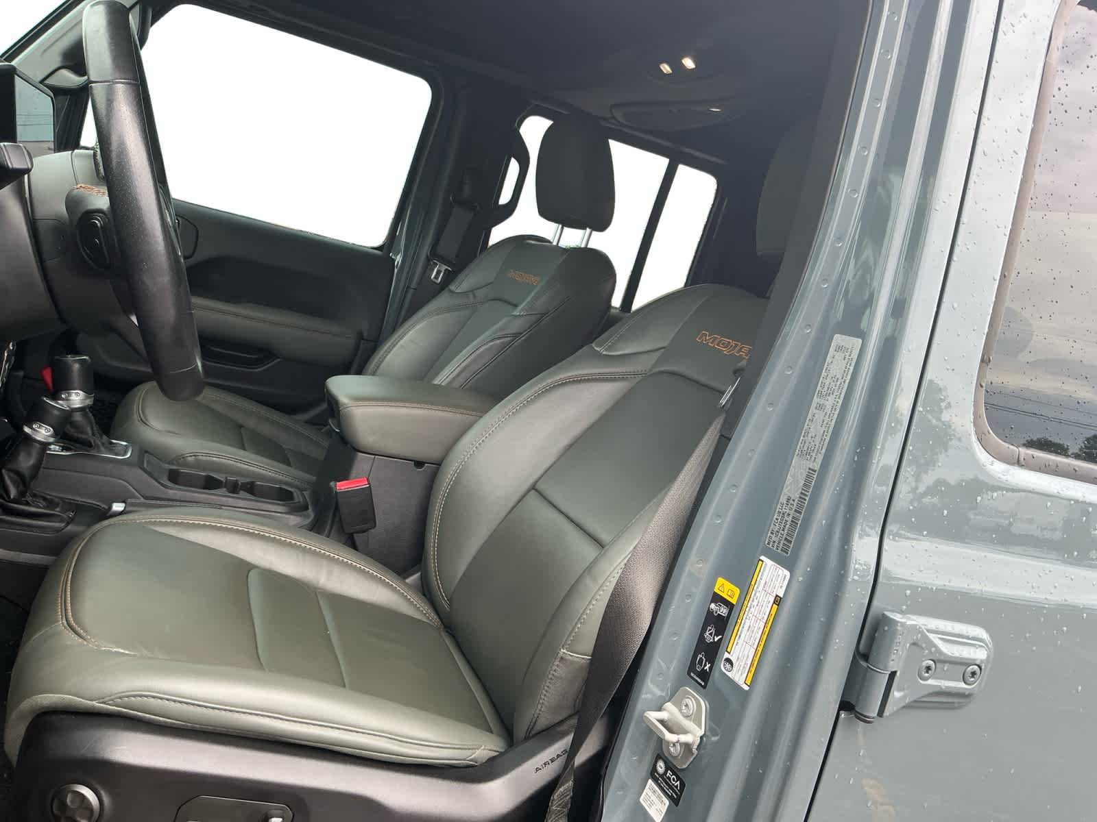 Used 2024 Jeep Gladiator Sedan