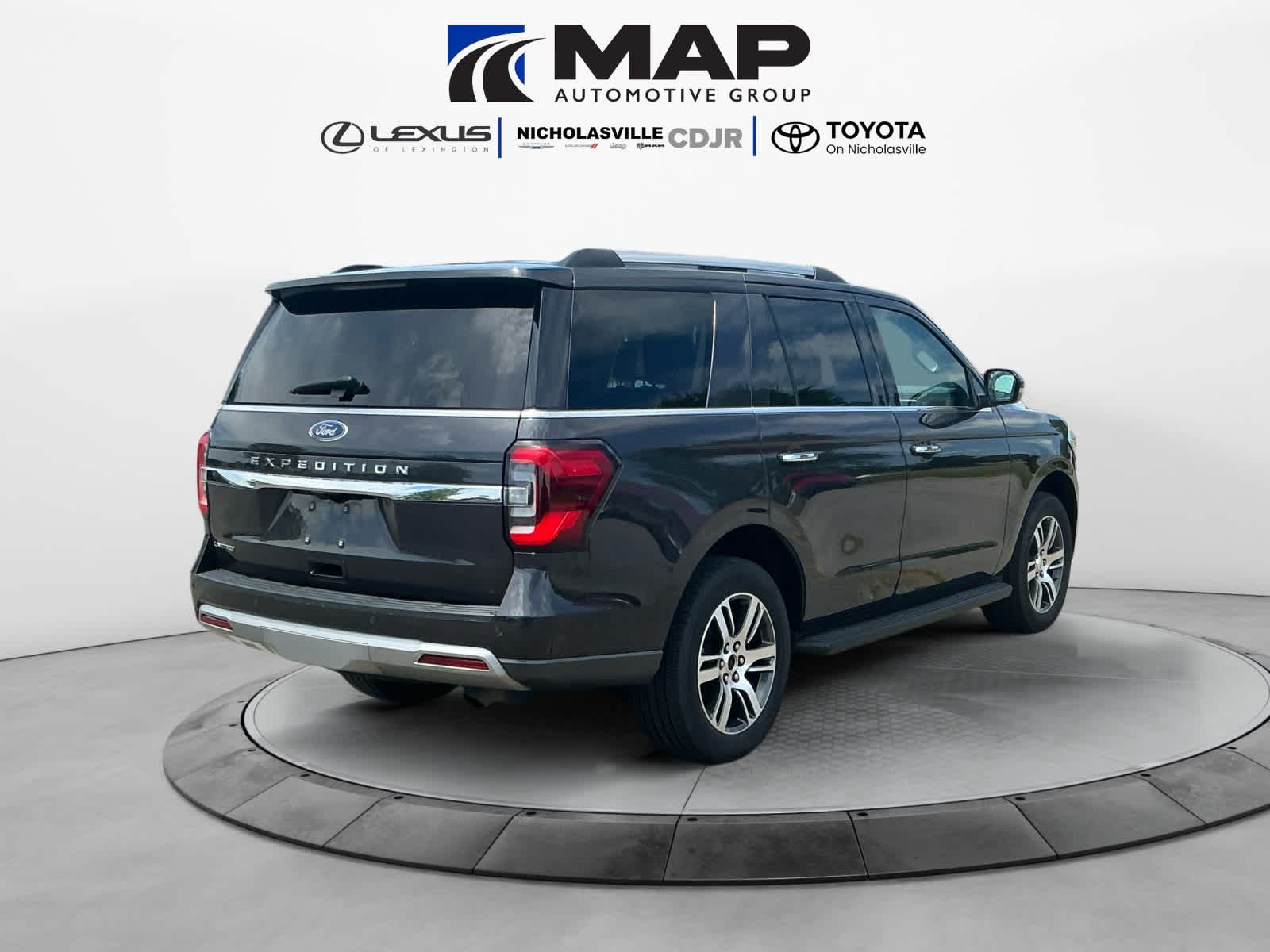 Used 2024 Ford Expedition SUV