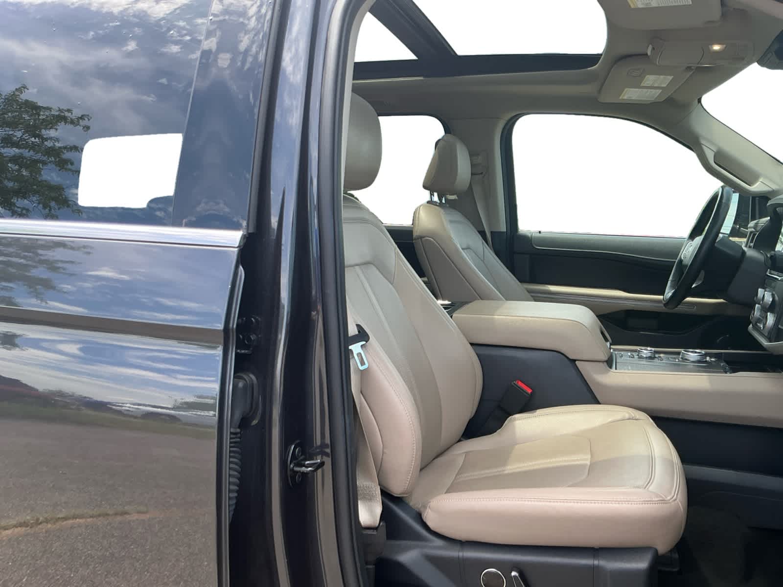 Used 2024 Ford Expedition SUV