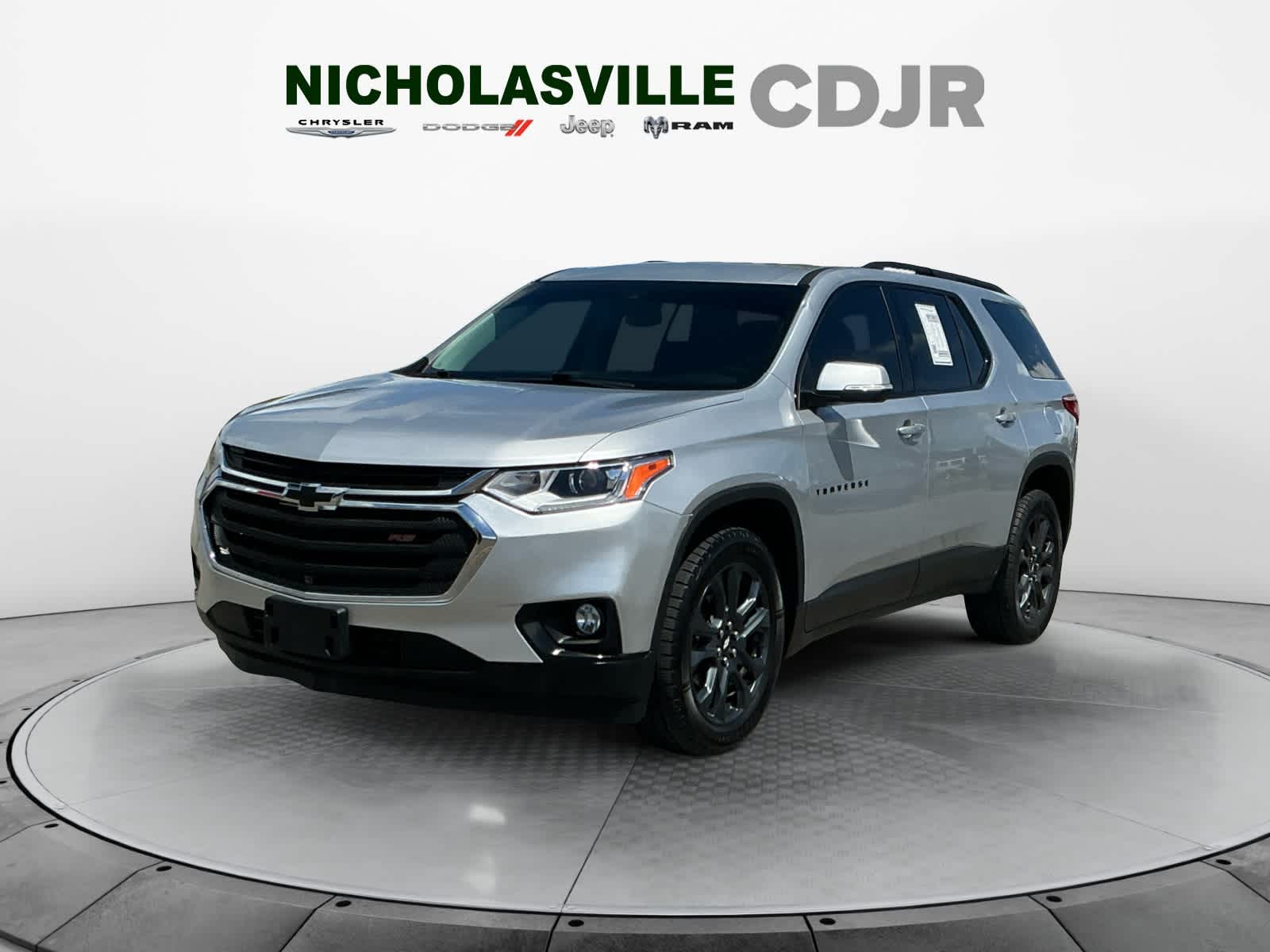 2021 Chevrolet Traverse Plata (Silver Ice Metallic) SUV/Crossover Todo terreno 9 velocidades Automática