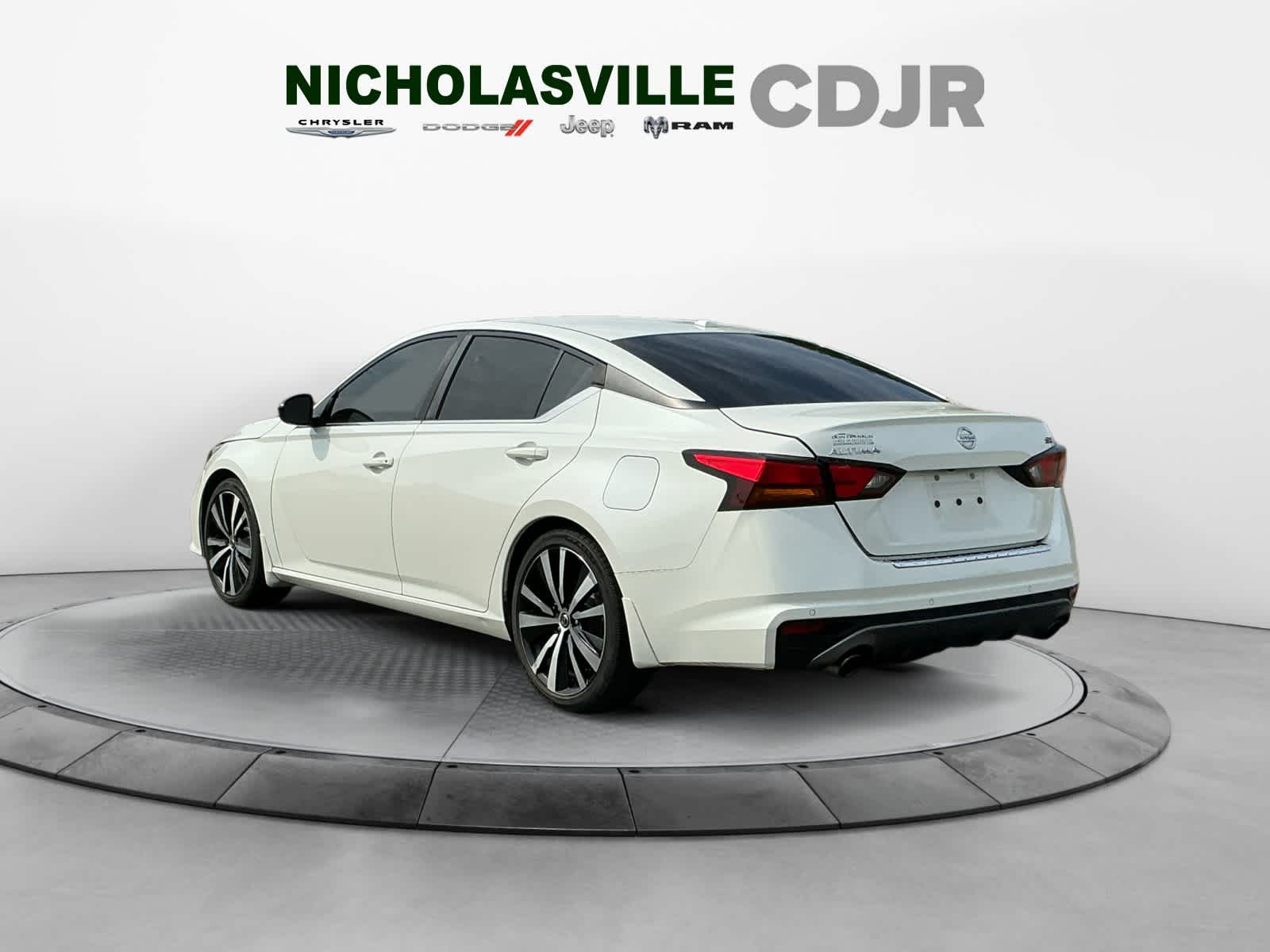 Used 2021 Nissan Altima Sedan