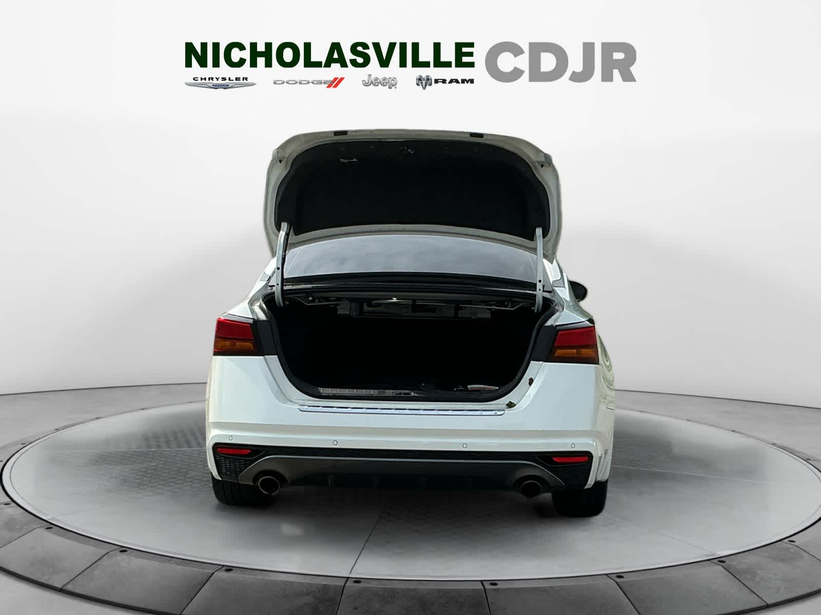 Used 2021 Nissan Altima Sedan