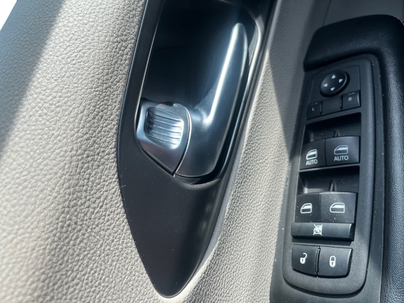 Used 2022 Chrysler Pacifica Van