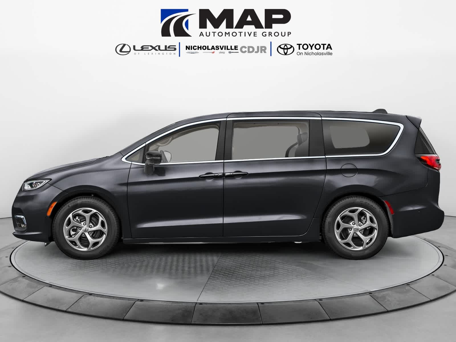 Used 2024 Chrysler Pacifica Sedan