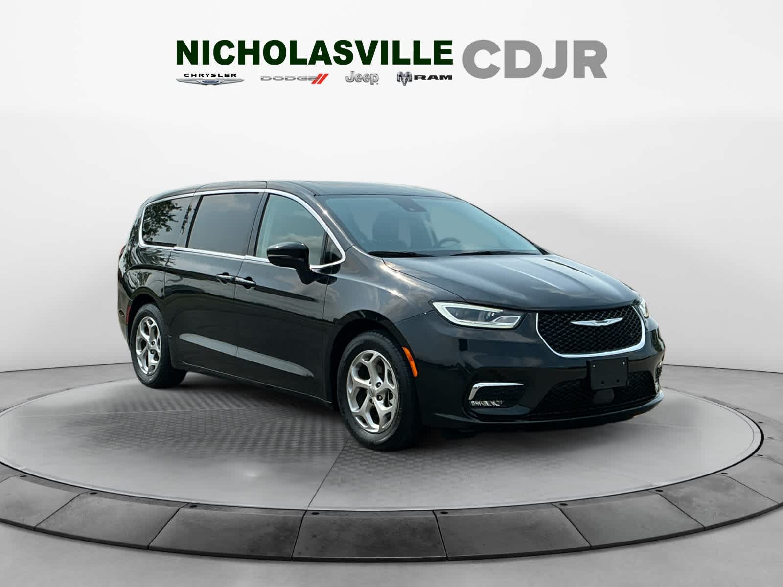 Used 2024 Chrysler Pacifica Sedan