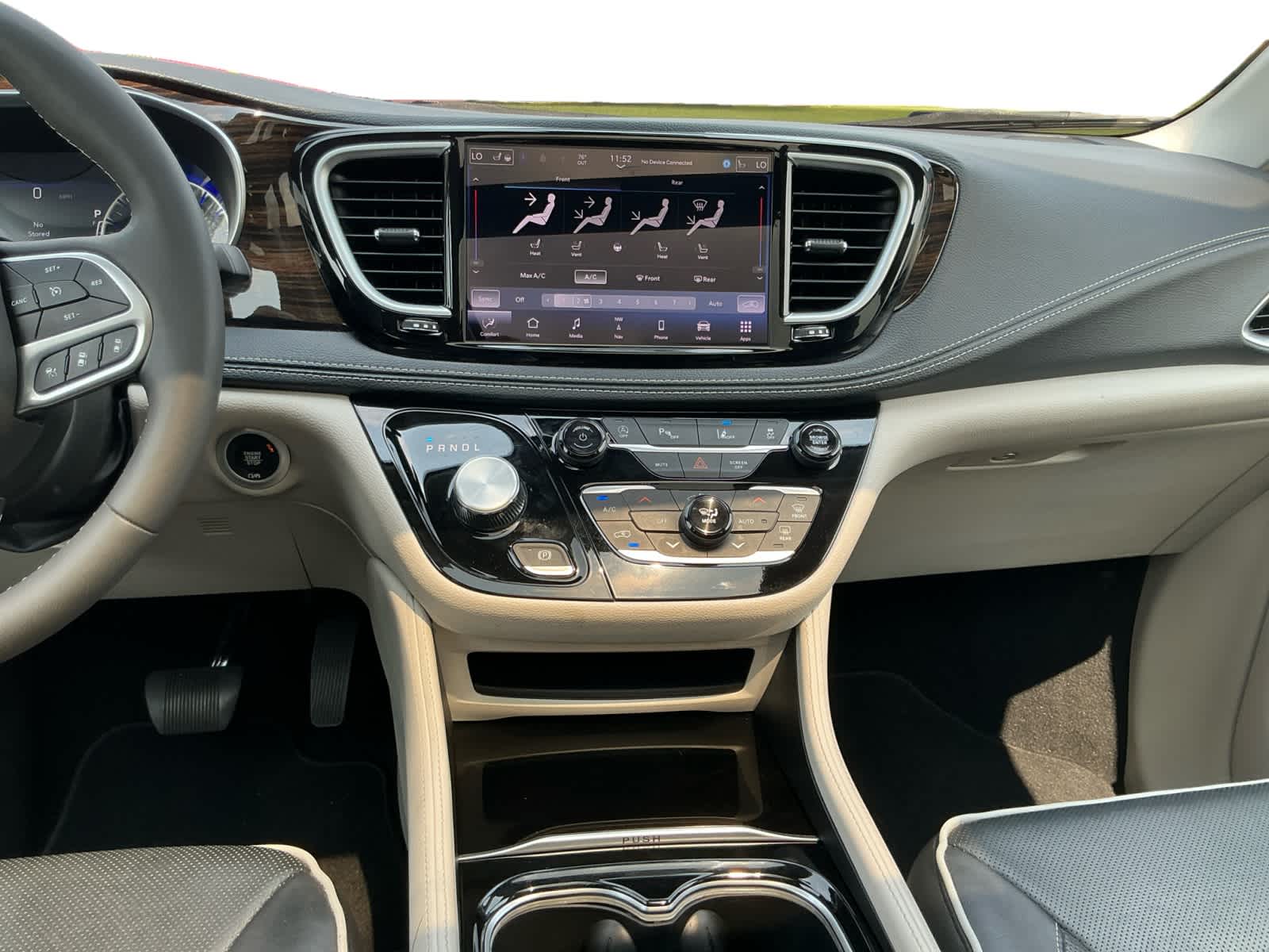 Used 2024 Chrysler Pacifica Sedan