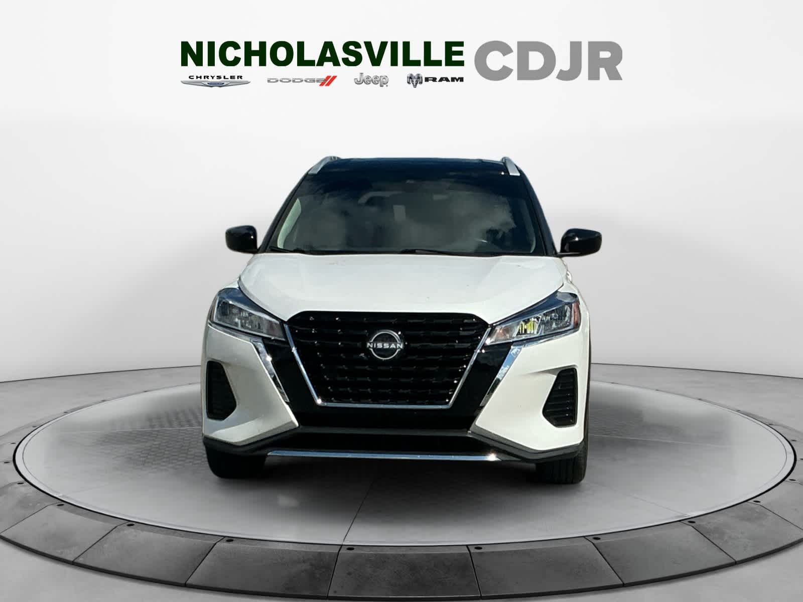 Used 2023 Nissan Kicks SUV
