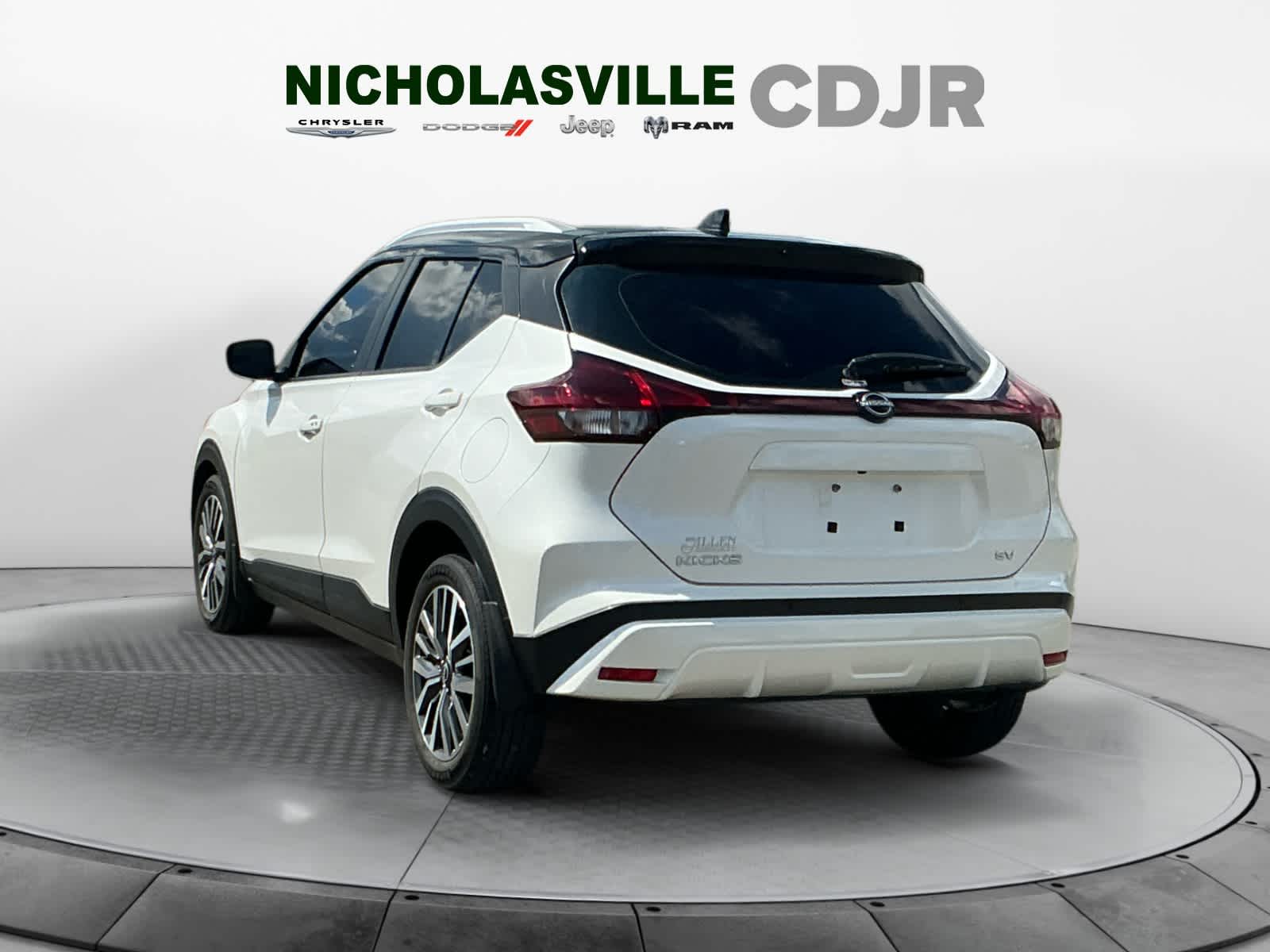 Used 2023 Nissan Kicks SUV
