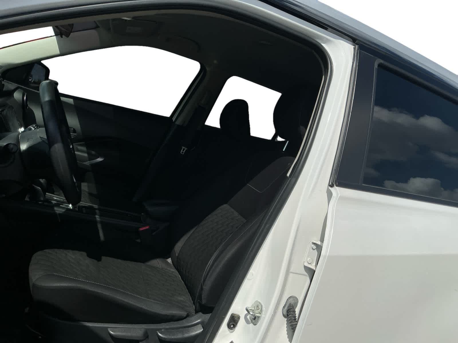 Used 2023 Nissan Kicks SUV
