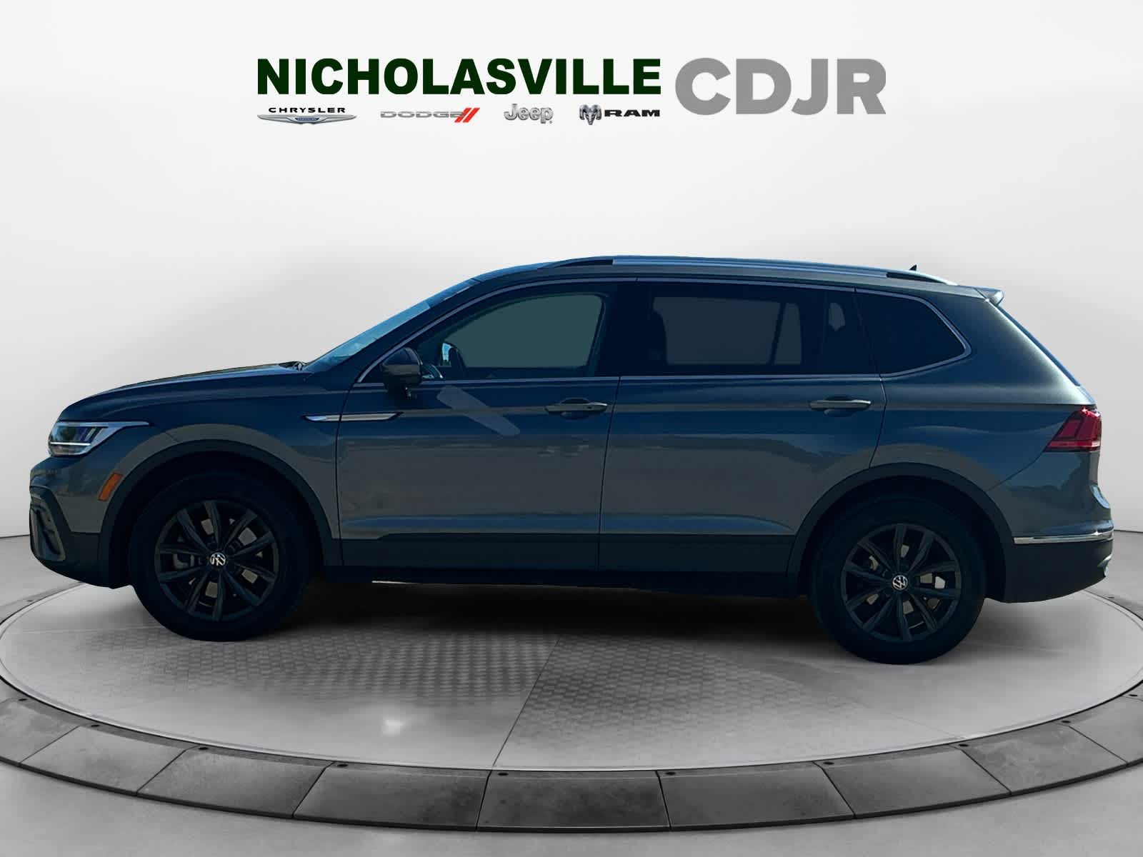 Used 2024 Volkswagen Tiguan SUV
