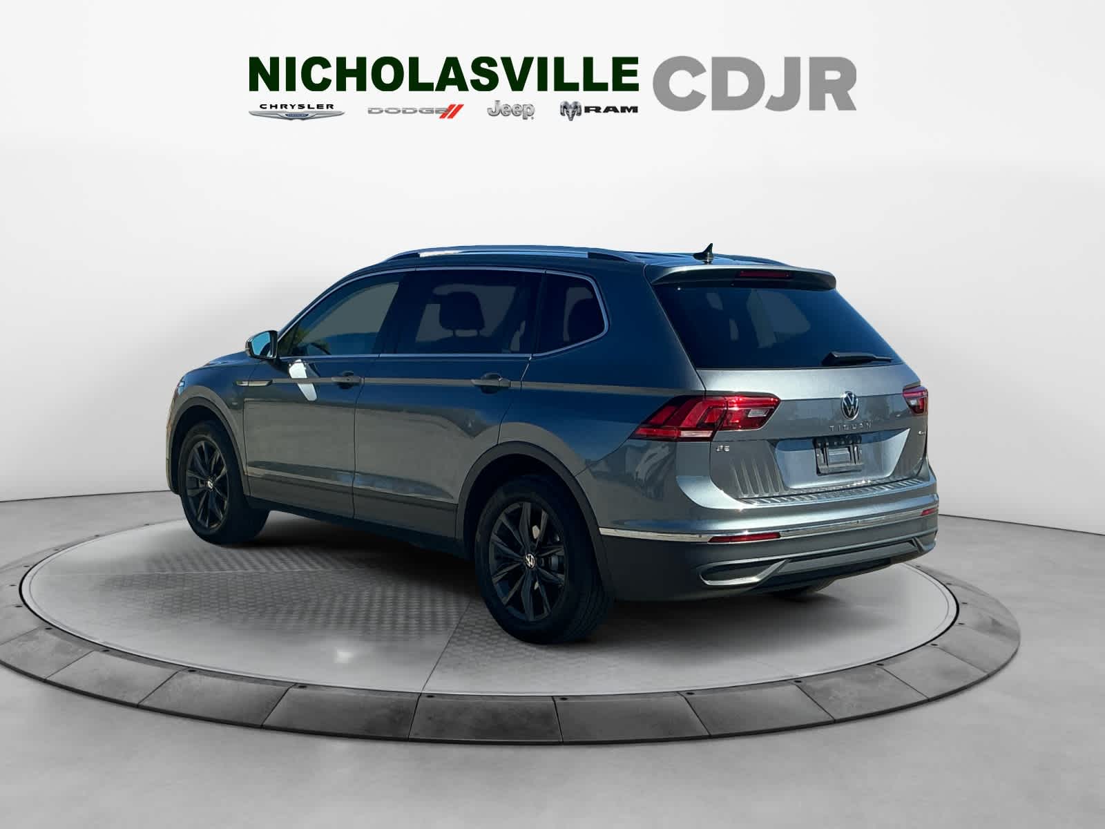 Used 2024 Volkswagen Tiguan SUV