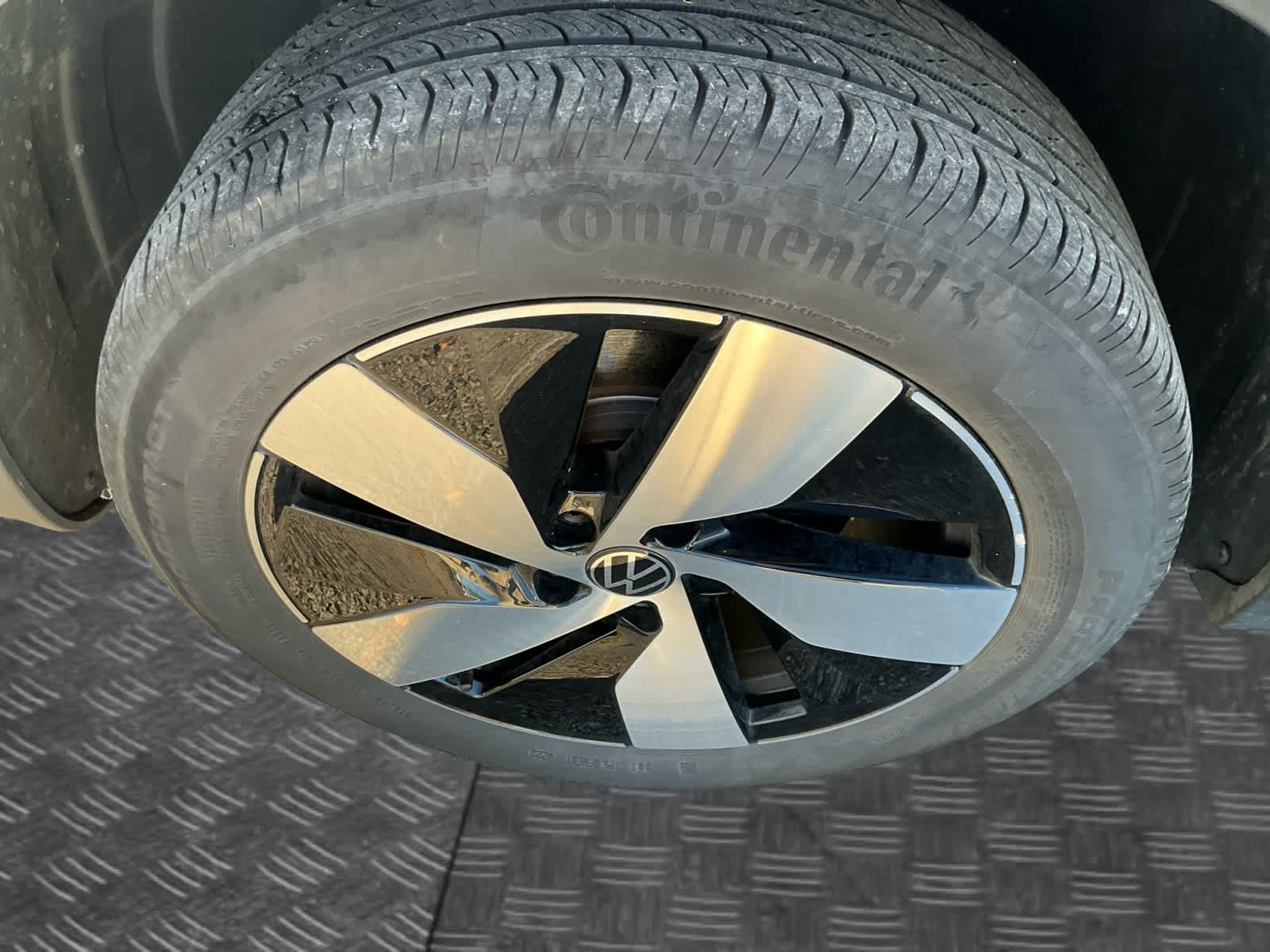 Used 2024 Volkswagen Taos SUV