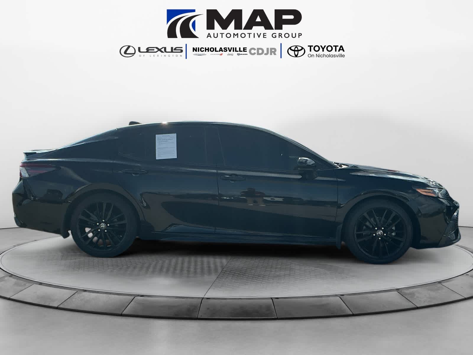 View vehicle photo 6