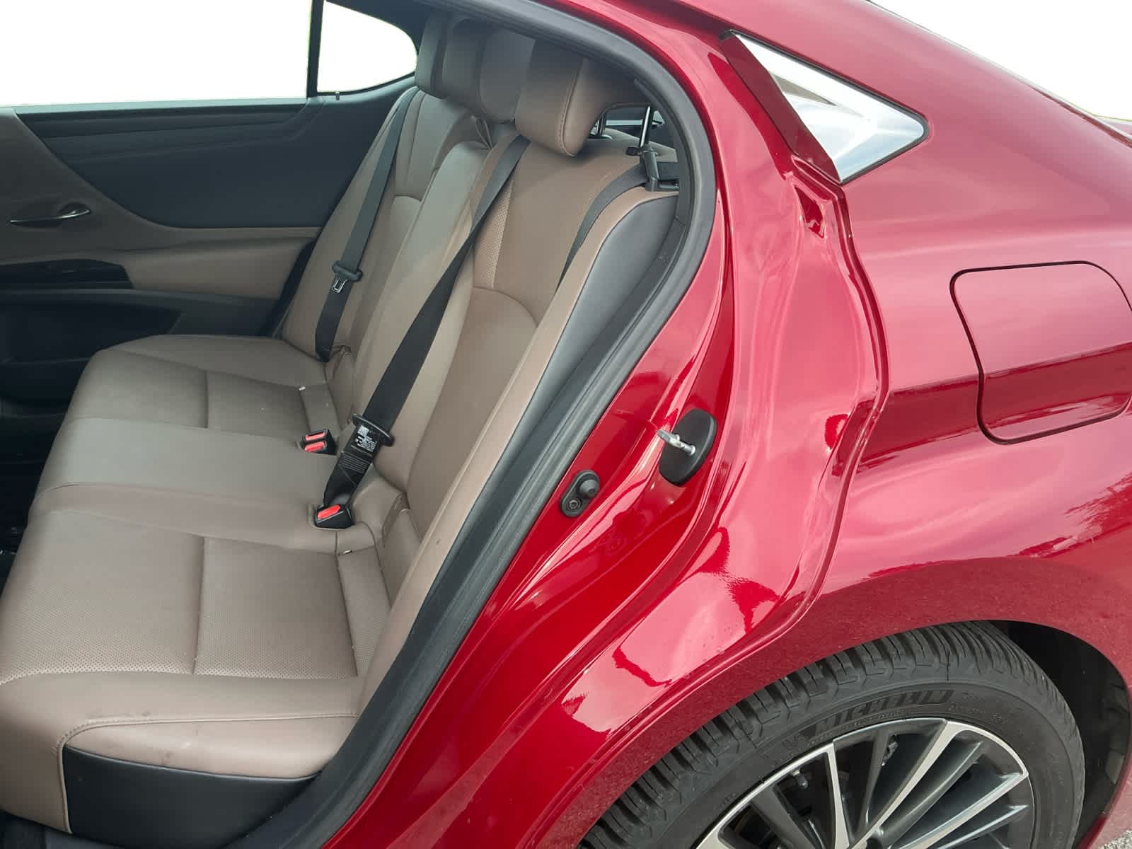 Used 2022 Lexus ES 350 Sedan