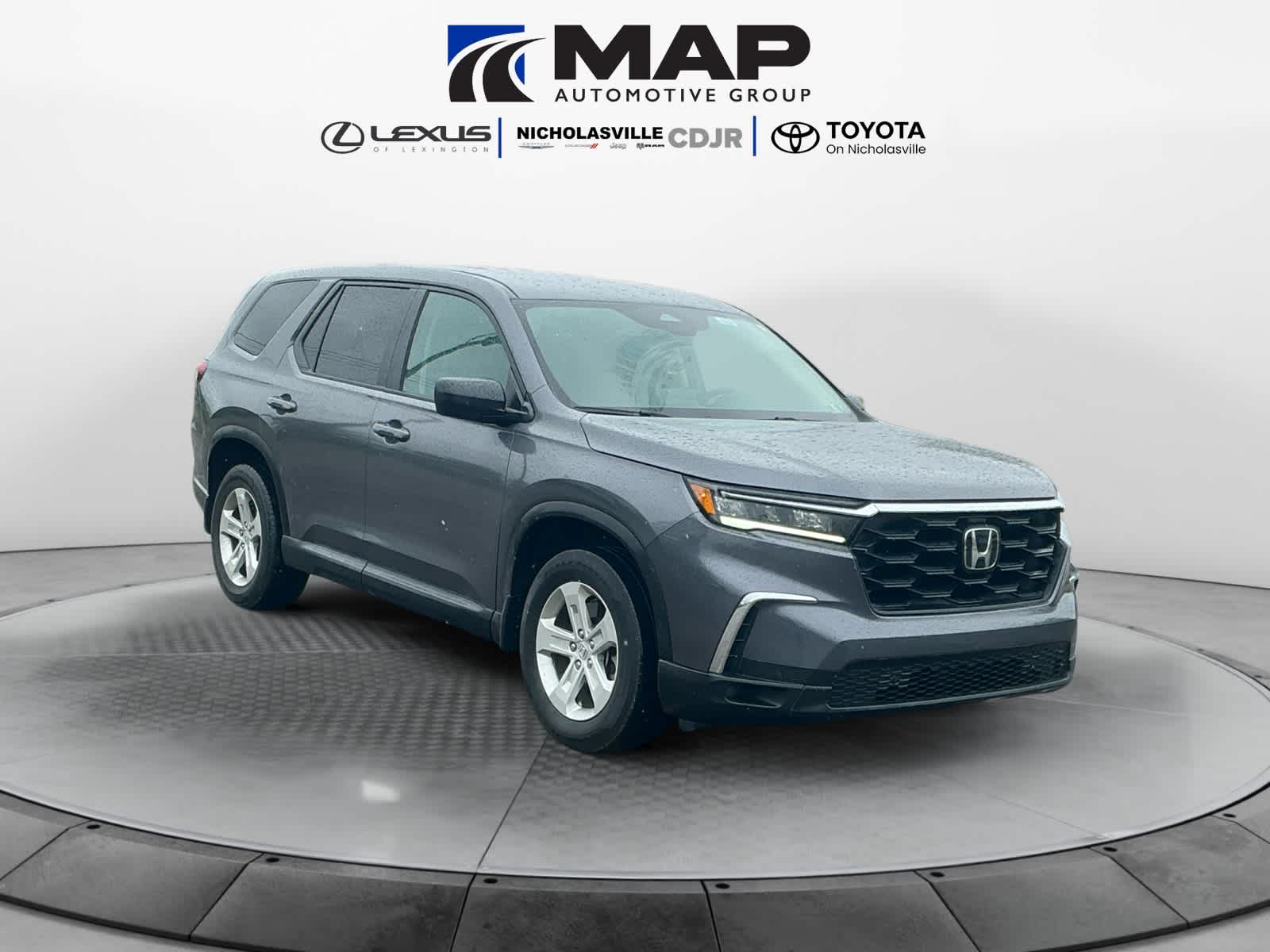 Used 2023 Honda Pilot Sedan