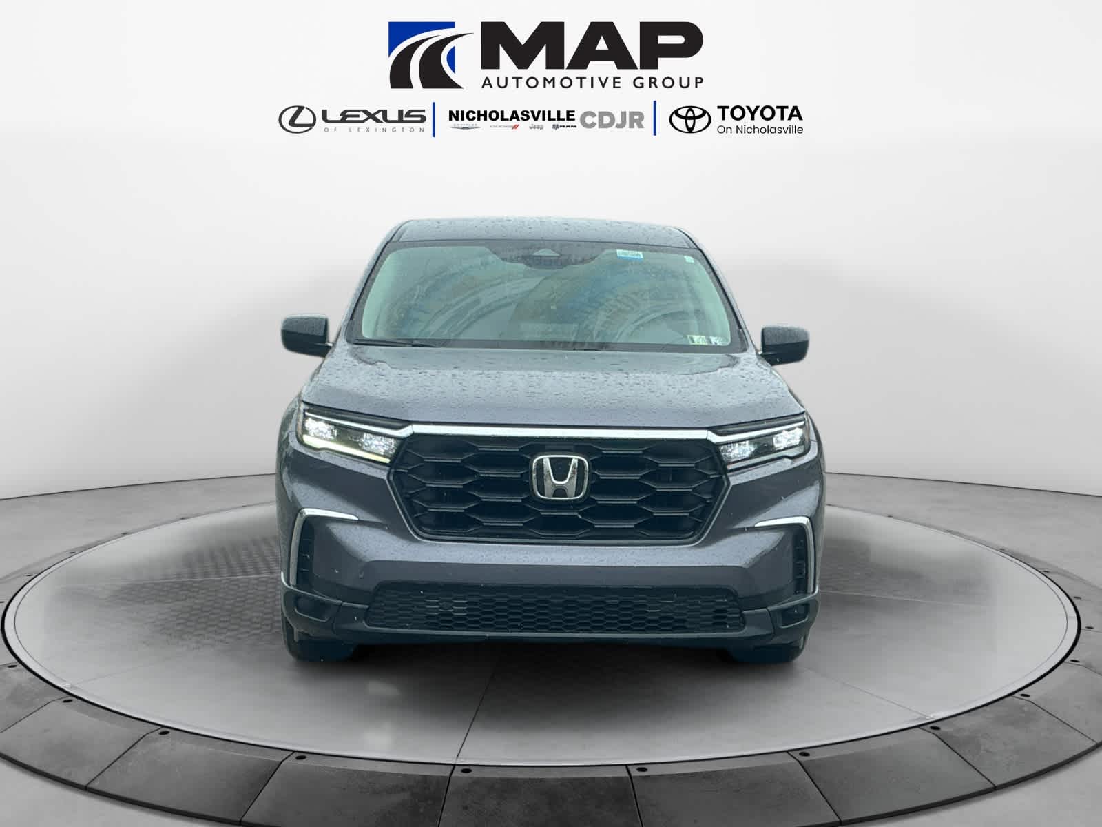 Used 2023 Honda Pilot Sedan