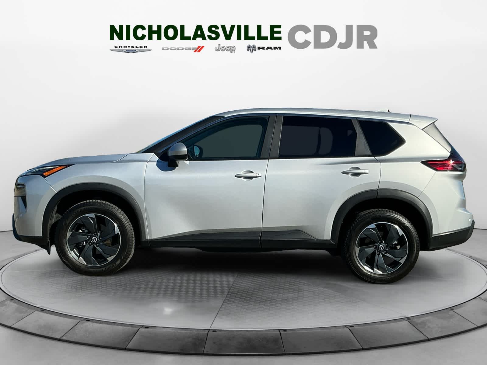 Used 2024 Nissan Rogue SUV