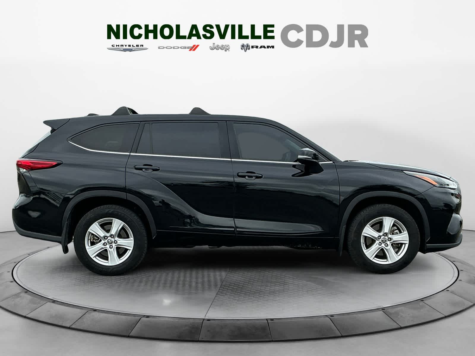 Used 2022 Toyota Highlander SUV