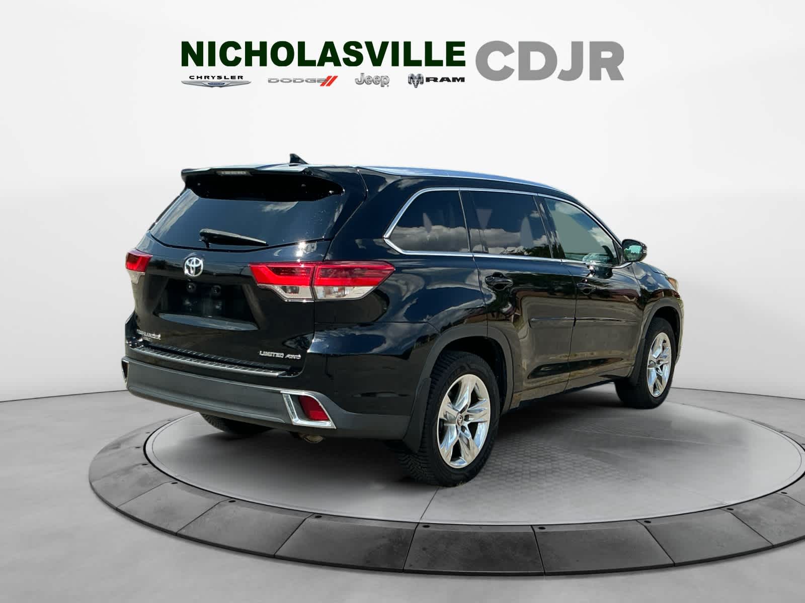 Used 2019 Toyota Highlander SUV