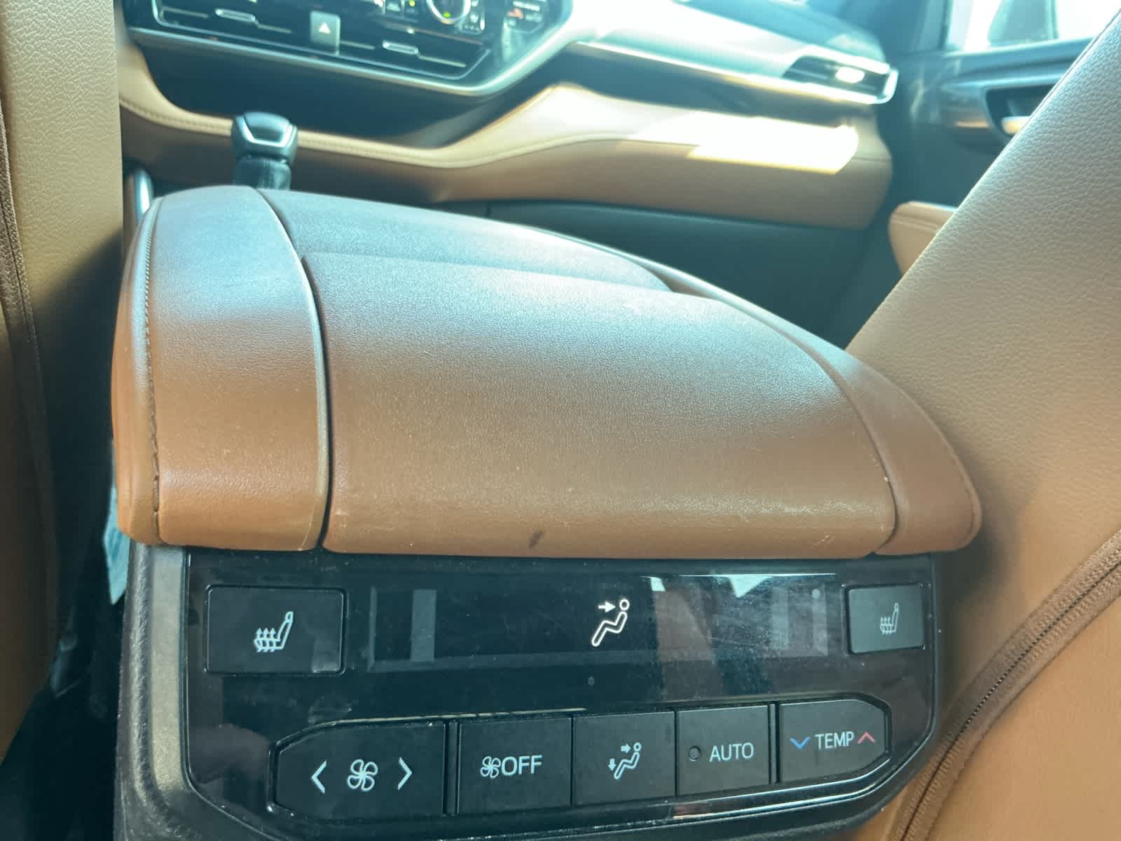 Used 2023 Toyota Highlander SUV