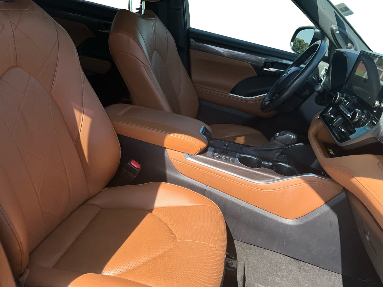 Used 2023 Toyota Highlander SUV