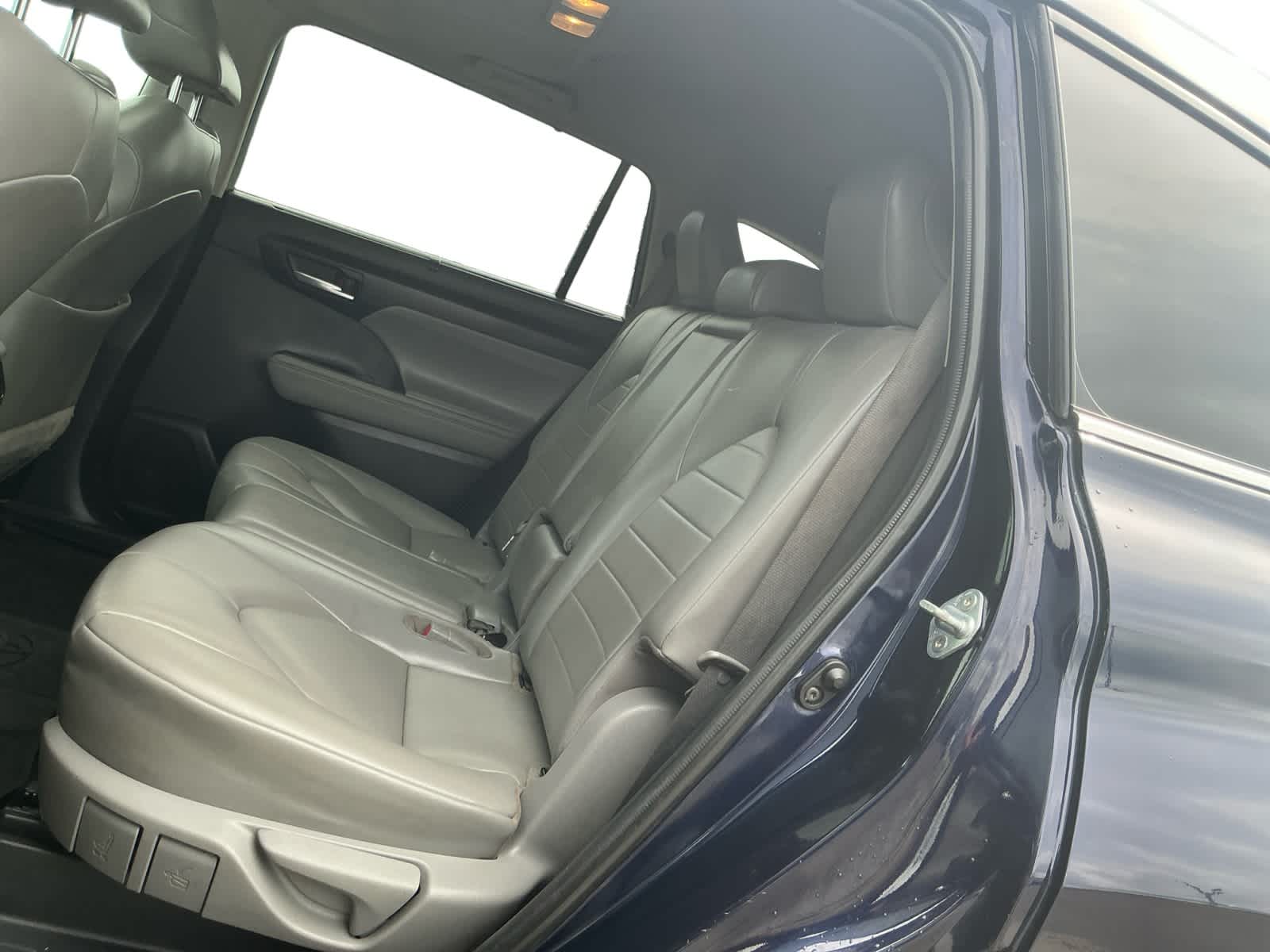 Used 2021 Toyota Highlander SUV