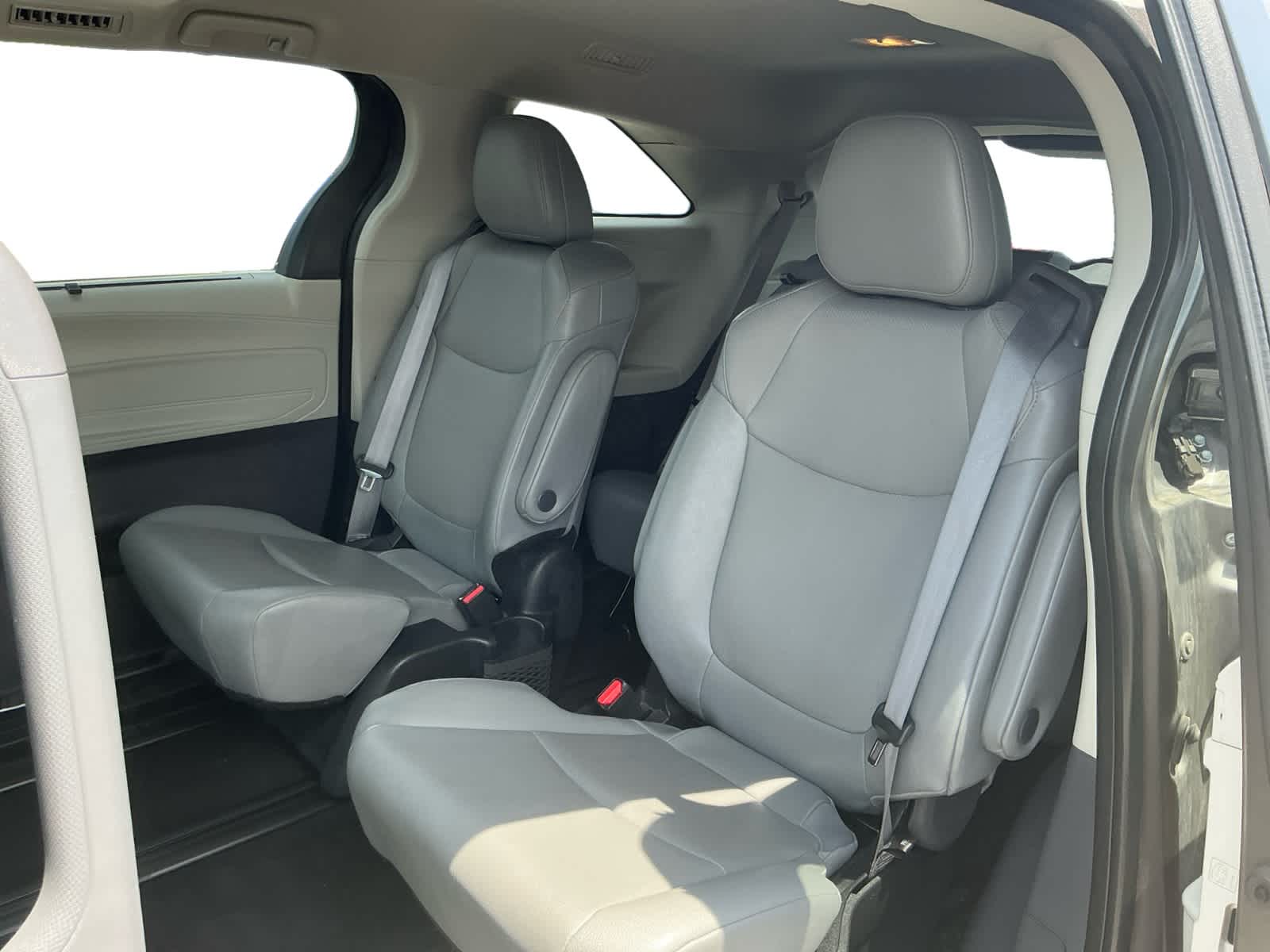 Used 2023 Toyota Sienna Van