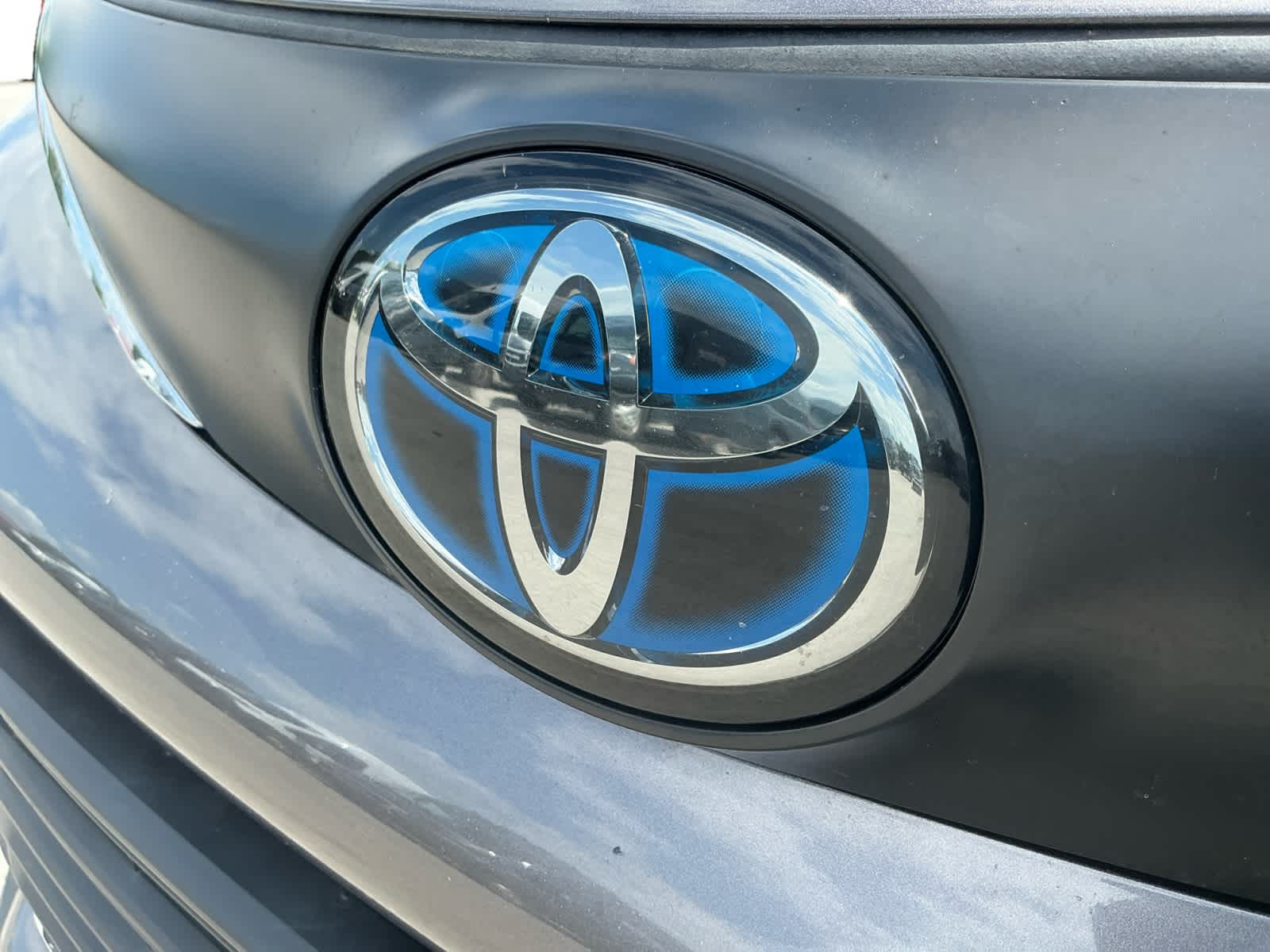 Used 2023 Toyota Sienna Van