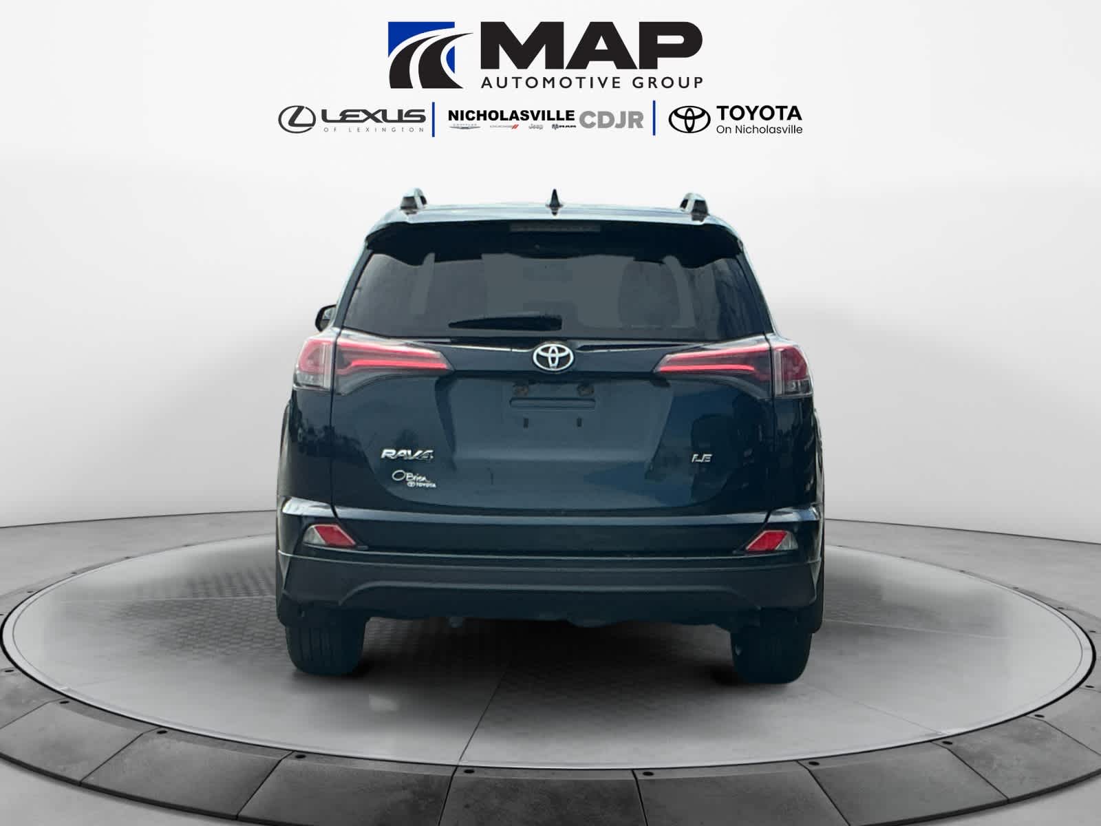 View vehicle photo 4