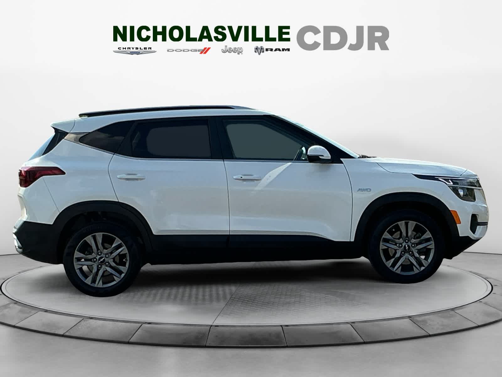 Used 2023 Kia Seltos SUV