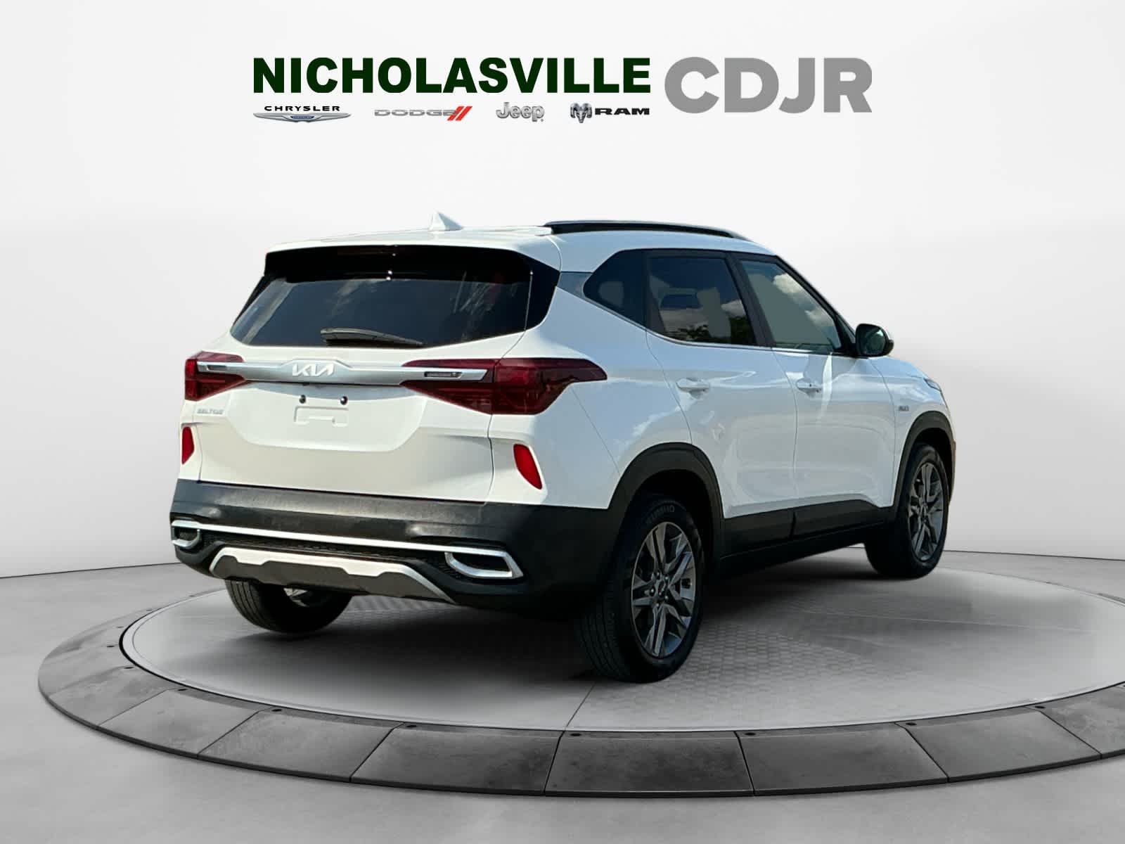 Used 2023 Kia Seltos SUV