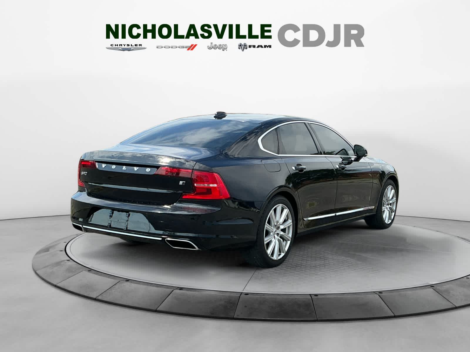 Used 2017 Volvo S90 Sedan
