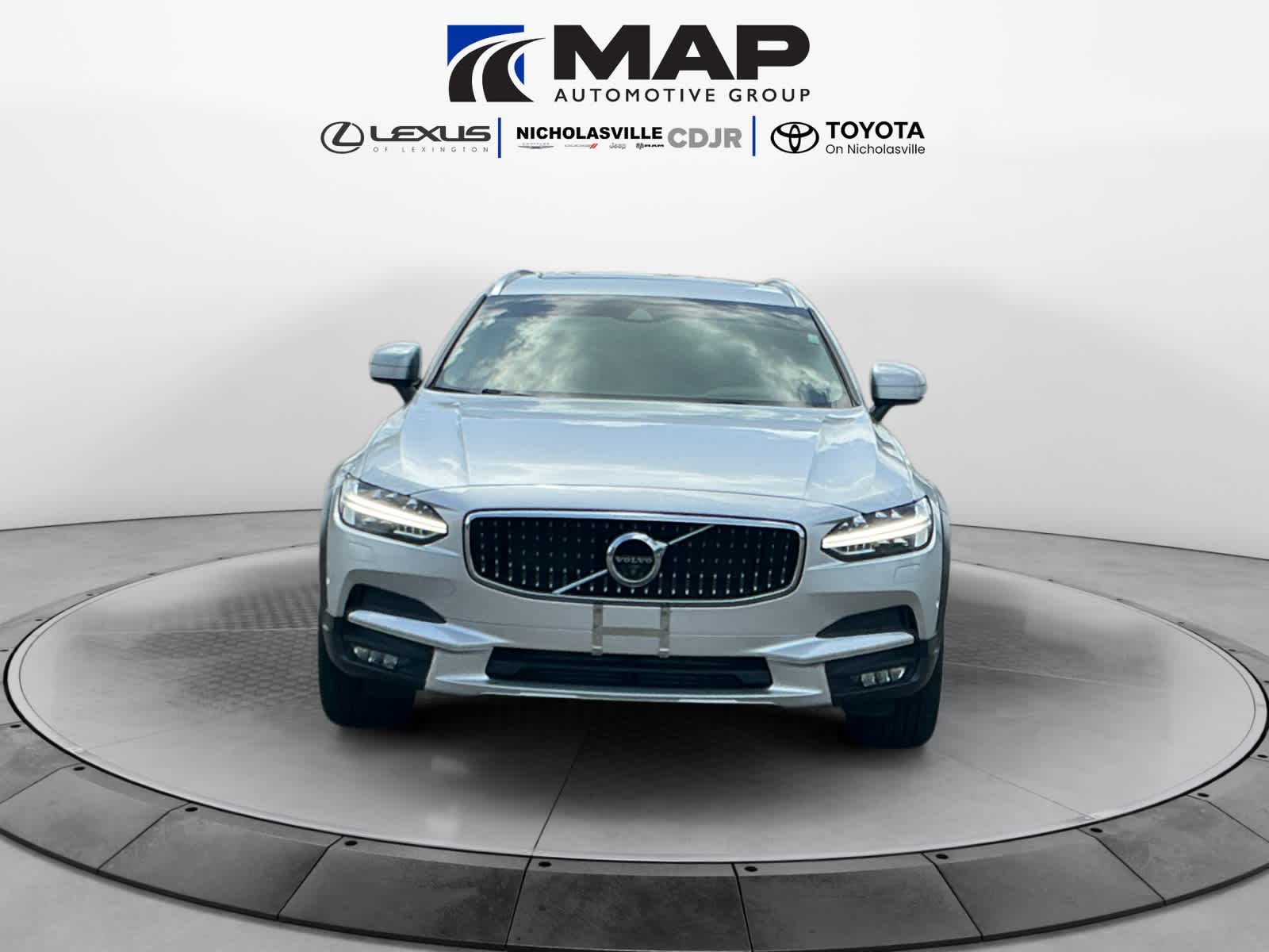 Used 2018 Volvo V90 Cross Country Sedan