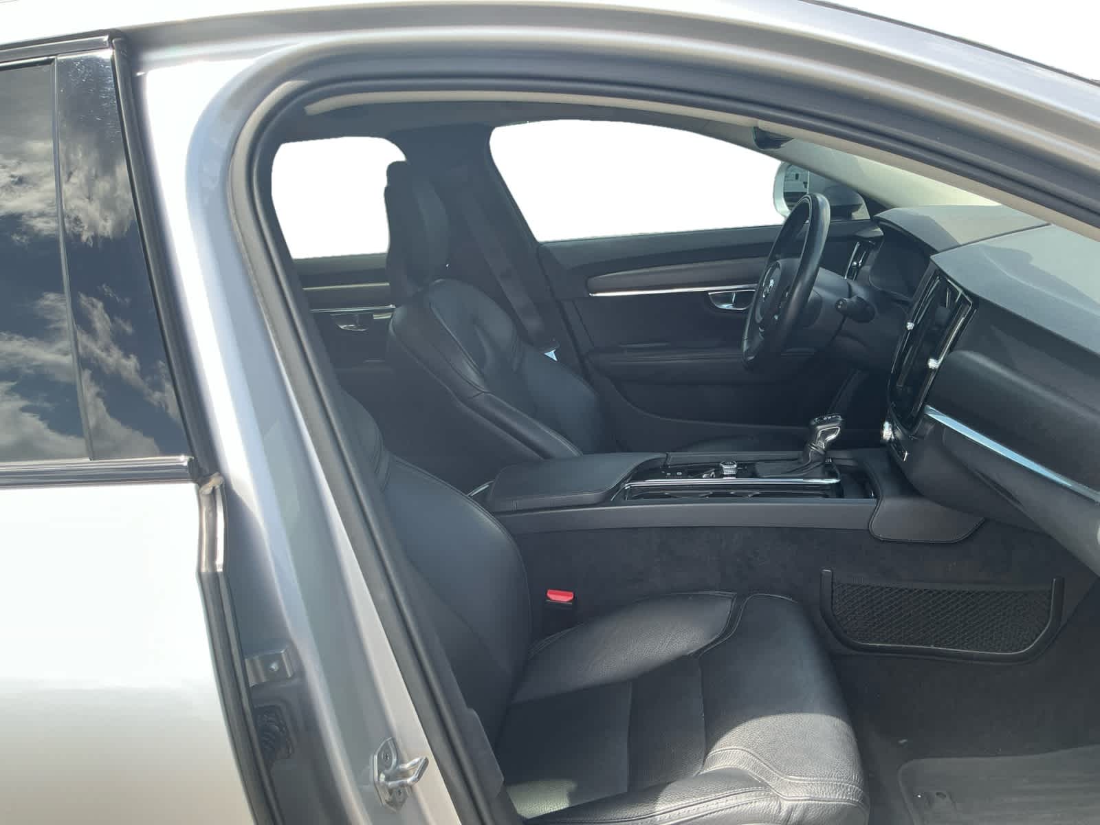 Used 2018 Volvo V90 Cross Country Sedan
