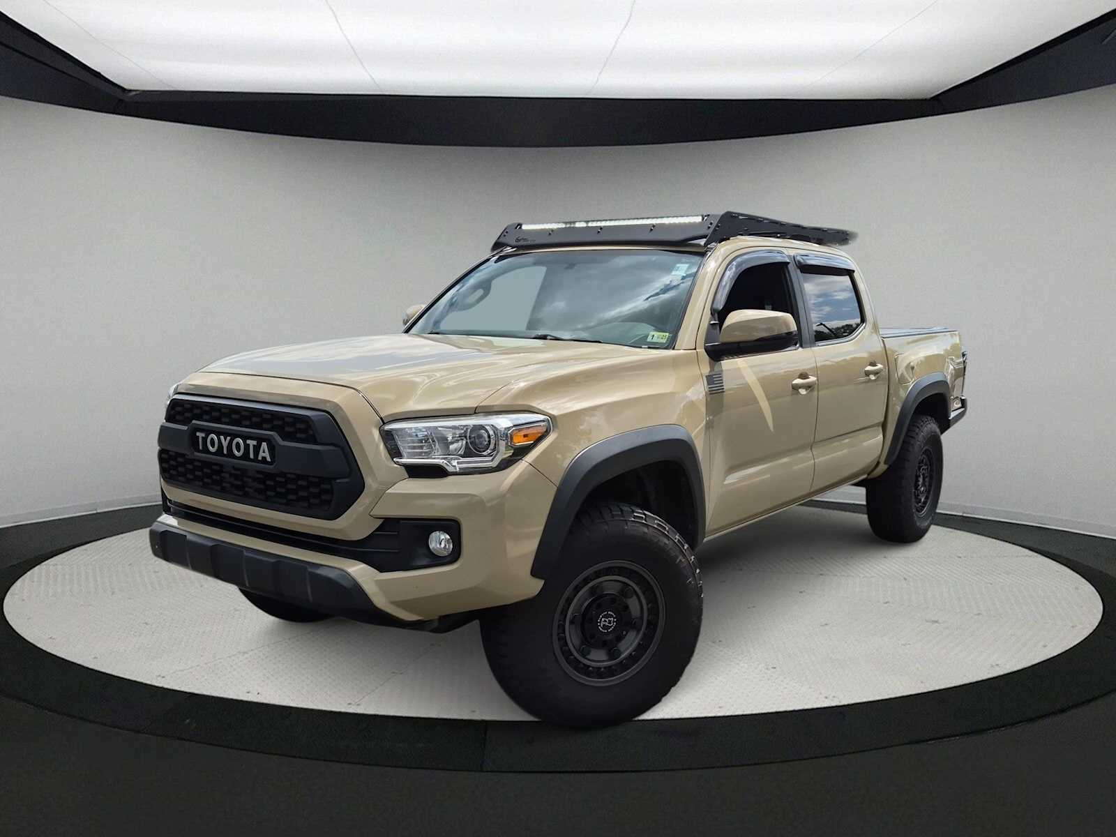  2017 Toyota Tacoma Pickup Truck Four-Wheel Drive 6-Speed Manual