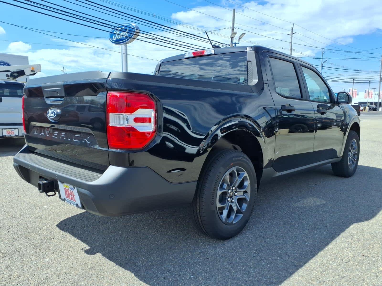 View vehicle photo 2