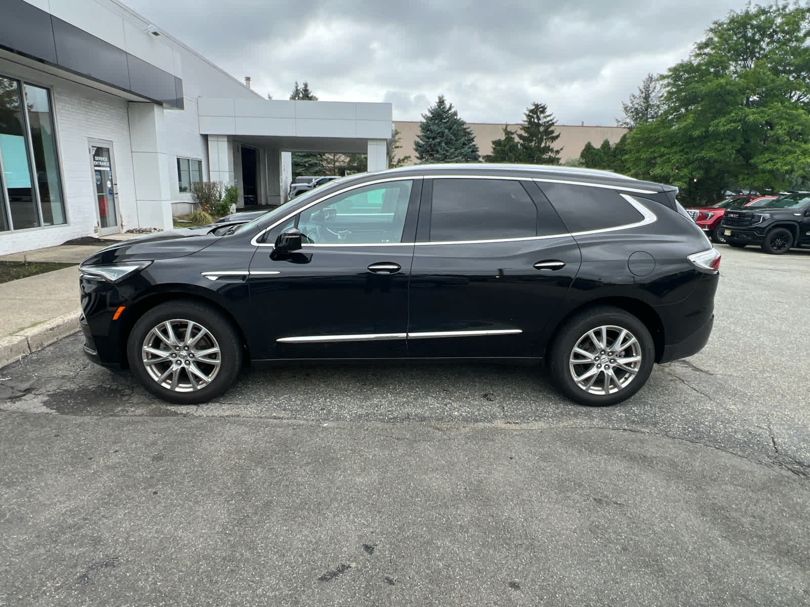 2023 Buick Enclave Essence AWD
