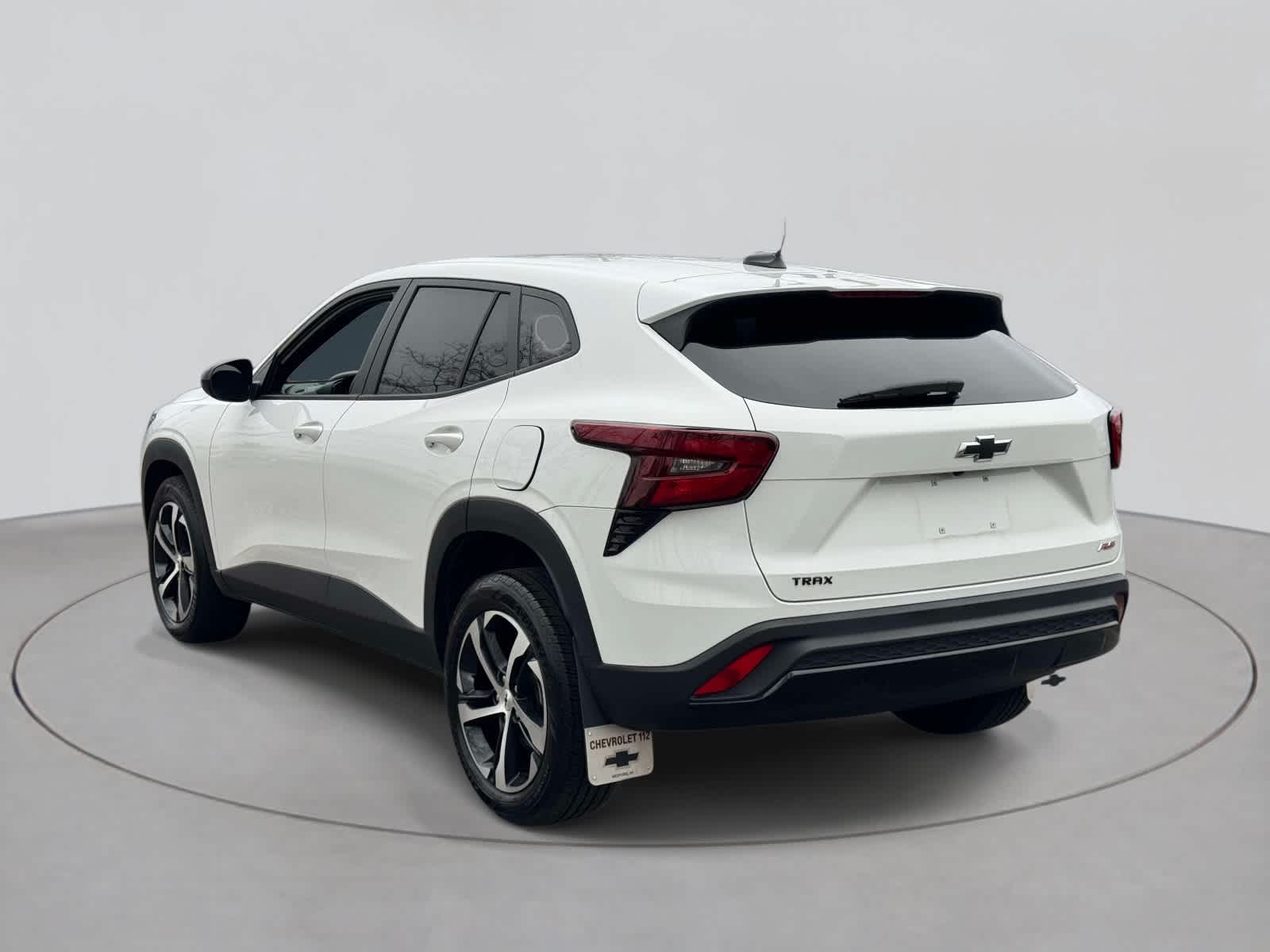 View vehicle photo 5