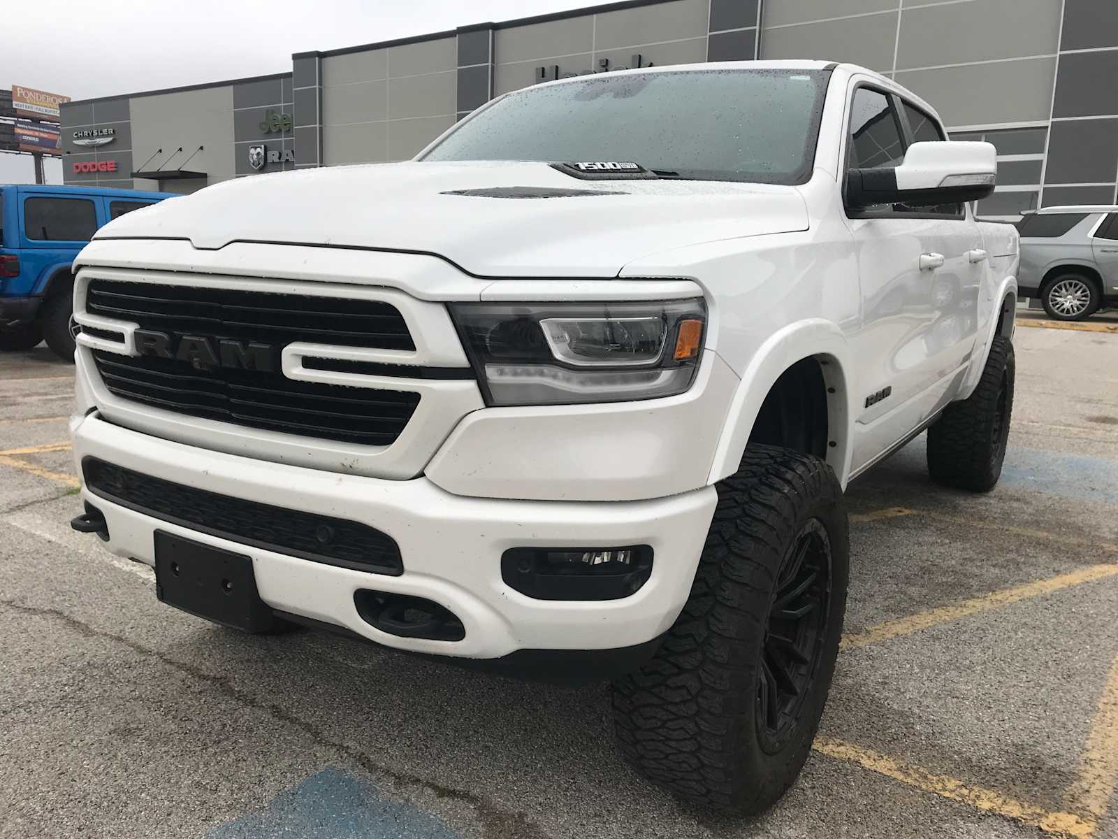 2019 RAM 1500 Laramie Crew Cab 4WD